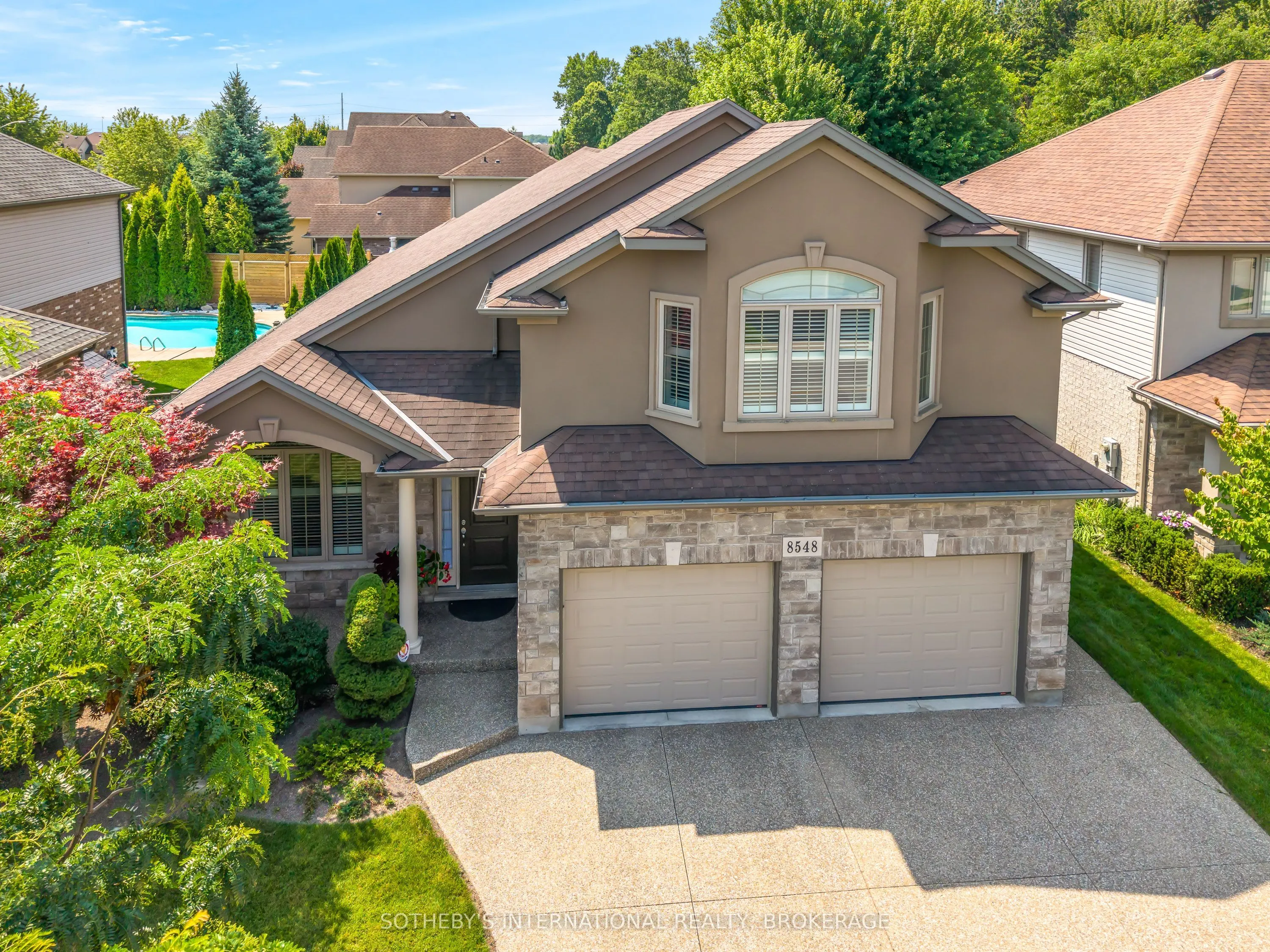 8548 Forestview Boulevard