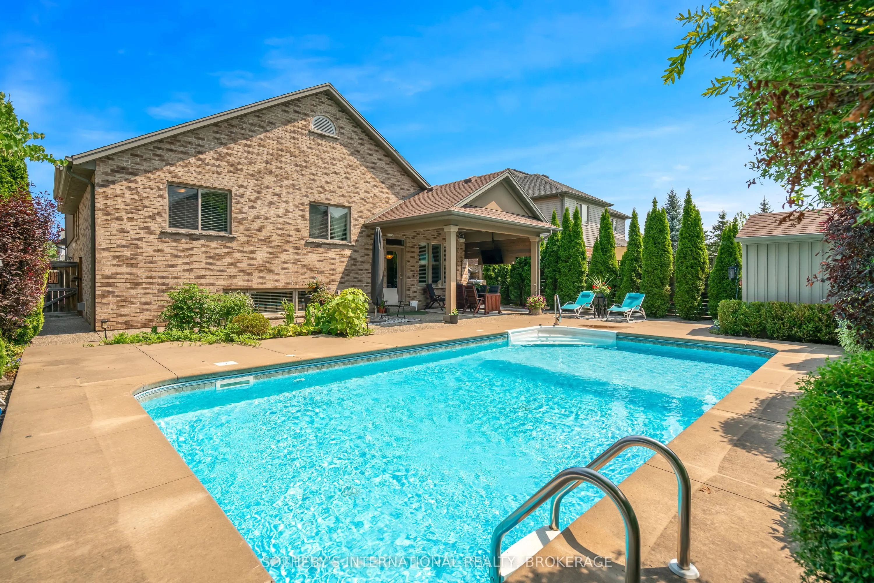 8548 Forestview Boulevard
