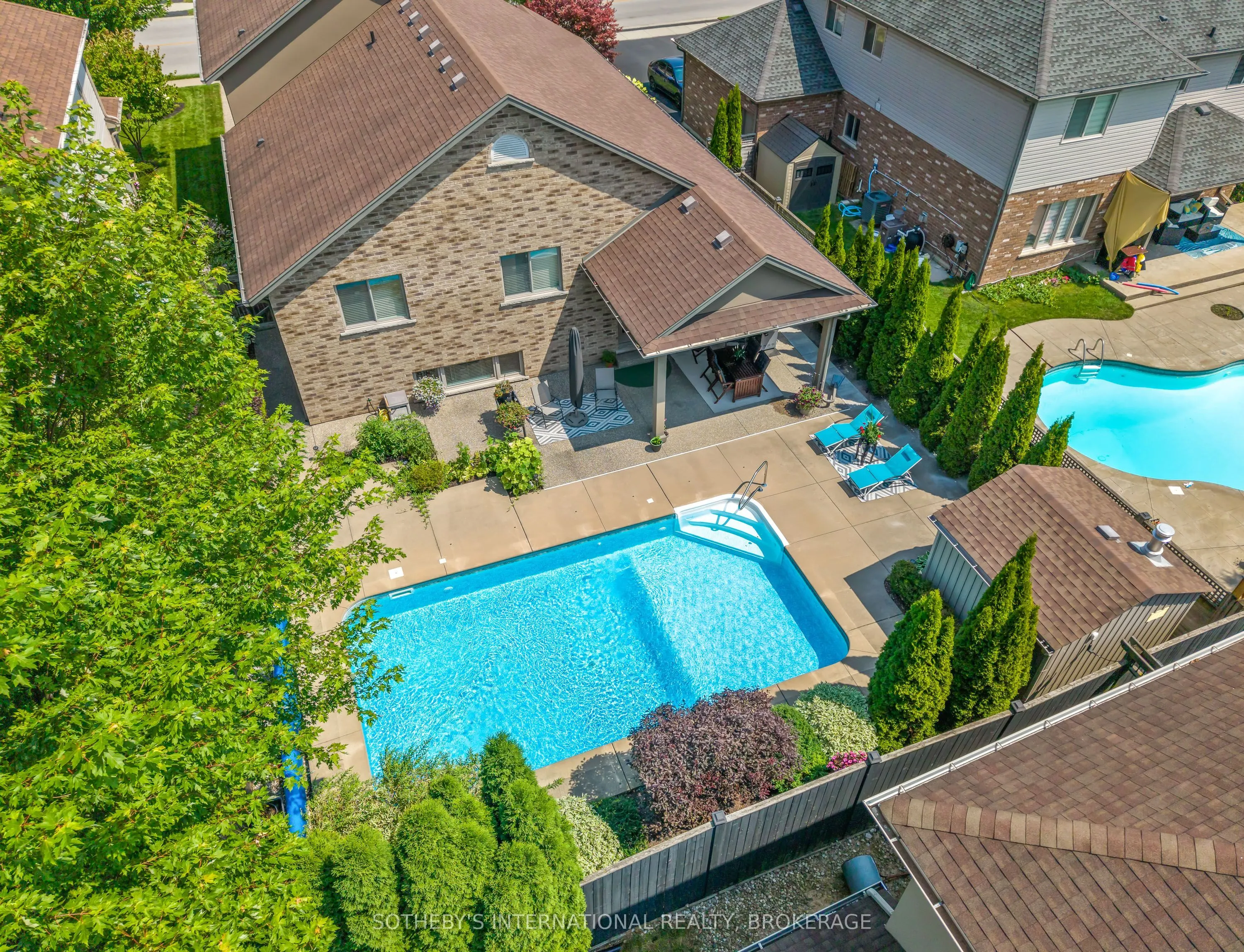 8548 Forestview Boulevard