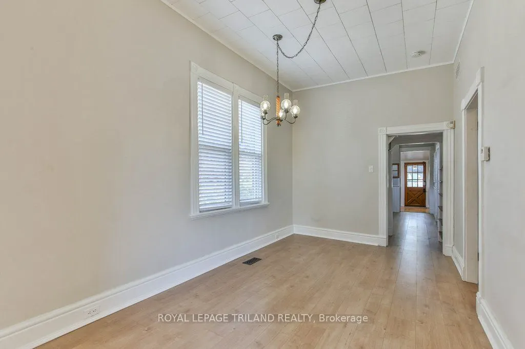 366 SALISBURY Street