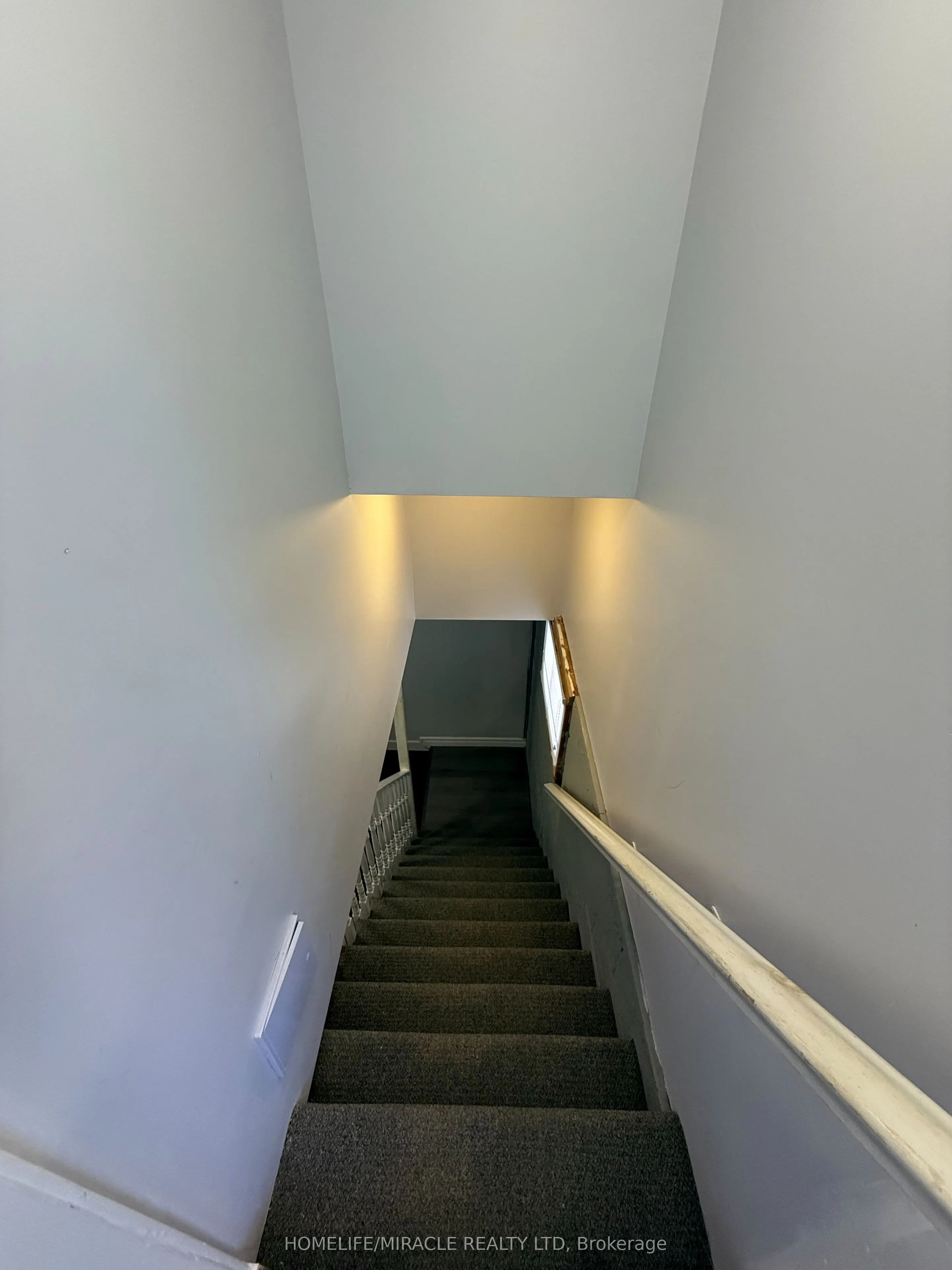 11 Garnet Street