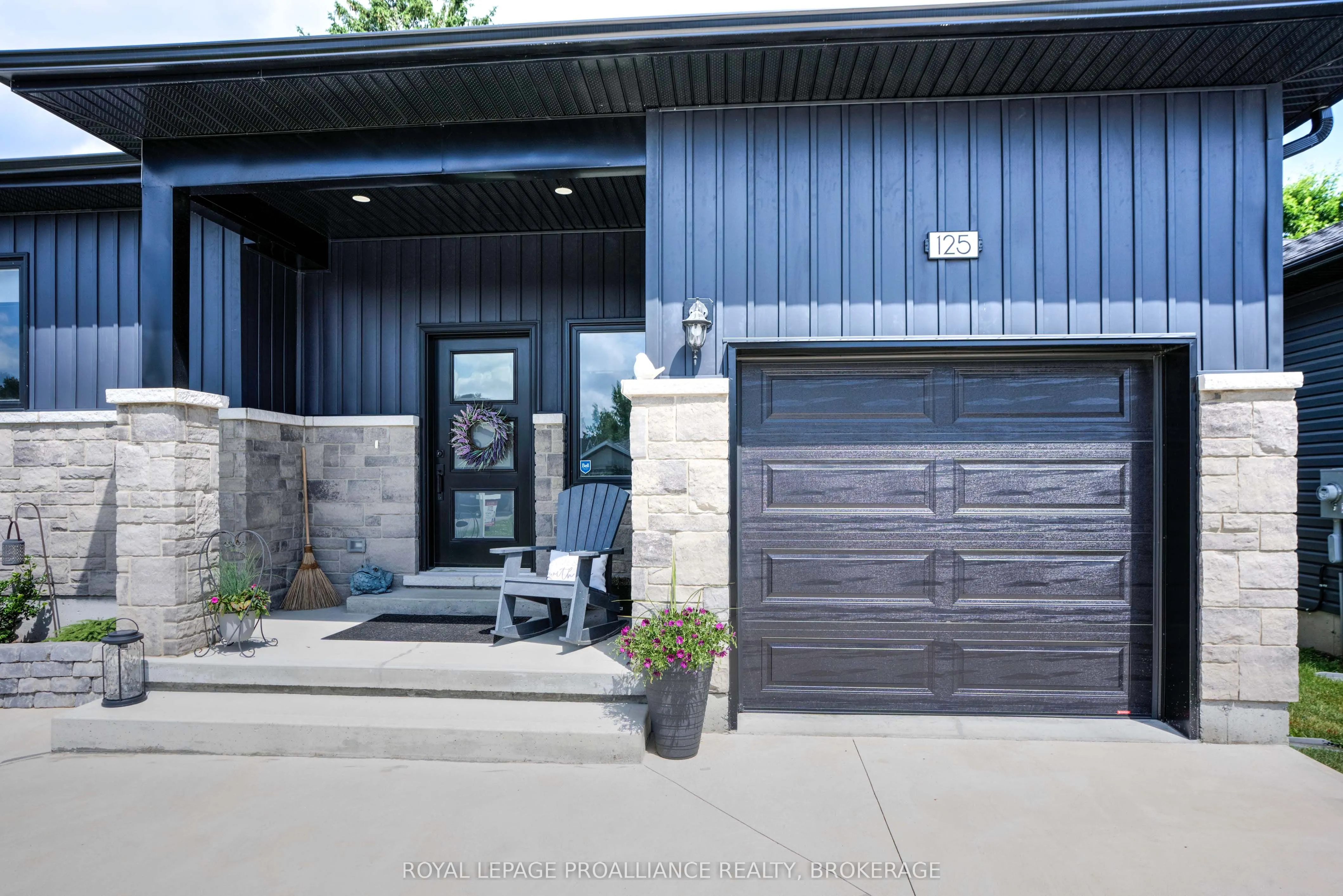 125 Maplecroft Court