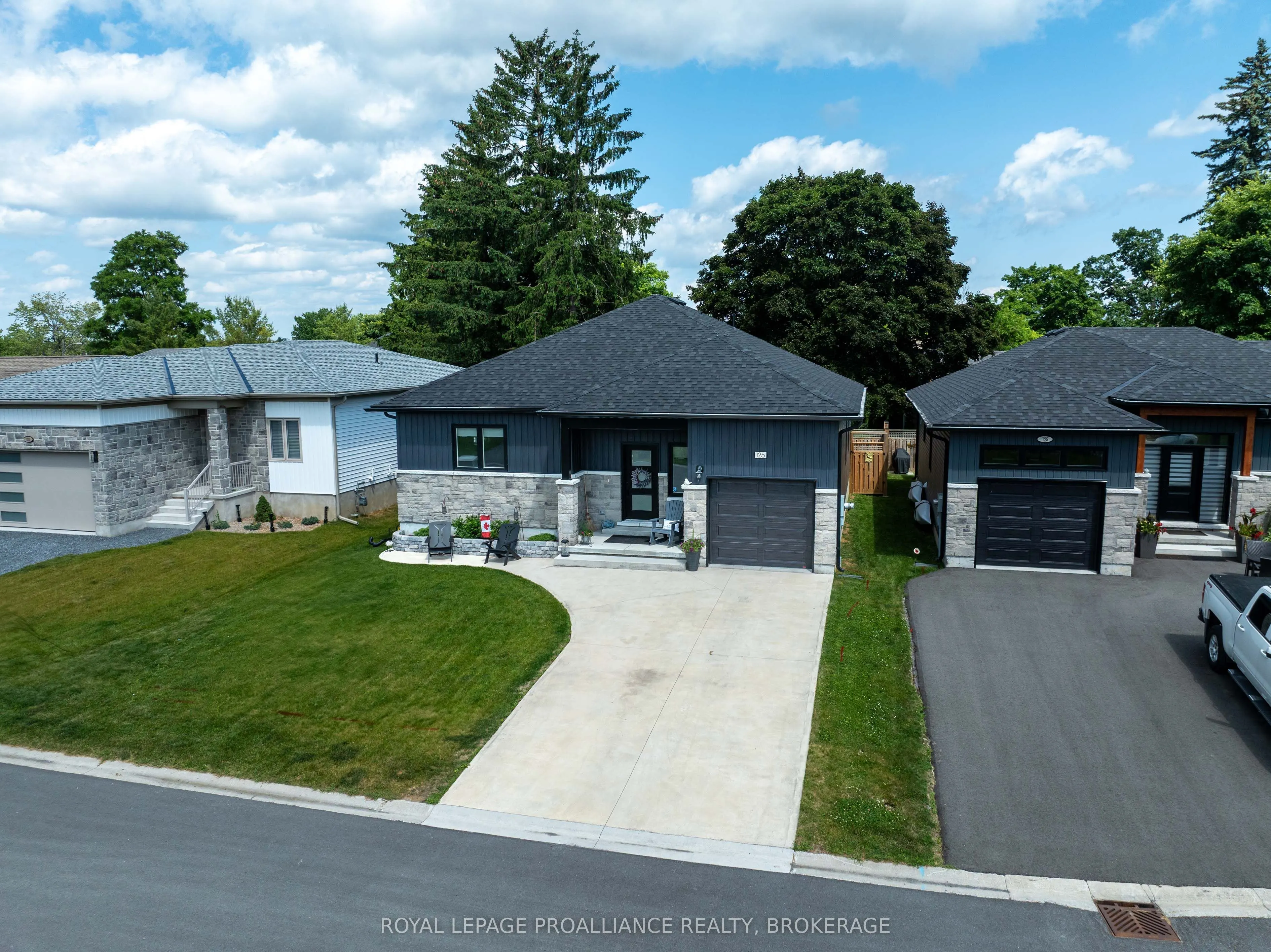 125 Maplecroft Court
