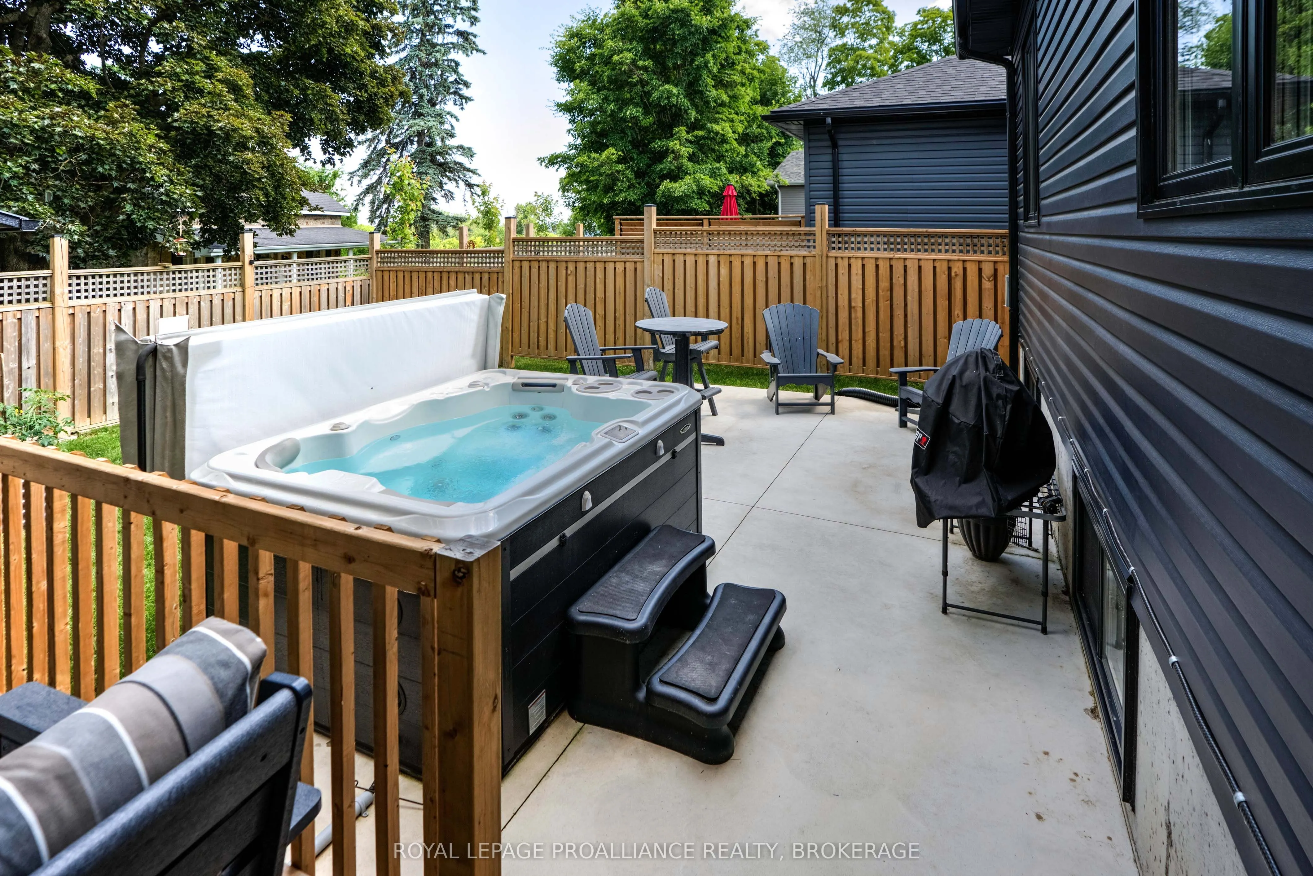 125 Maplecroft Court