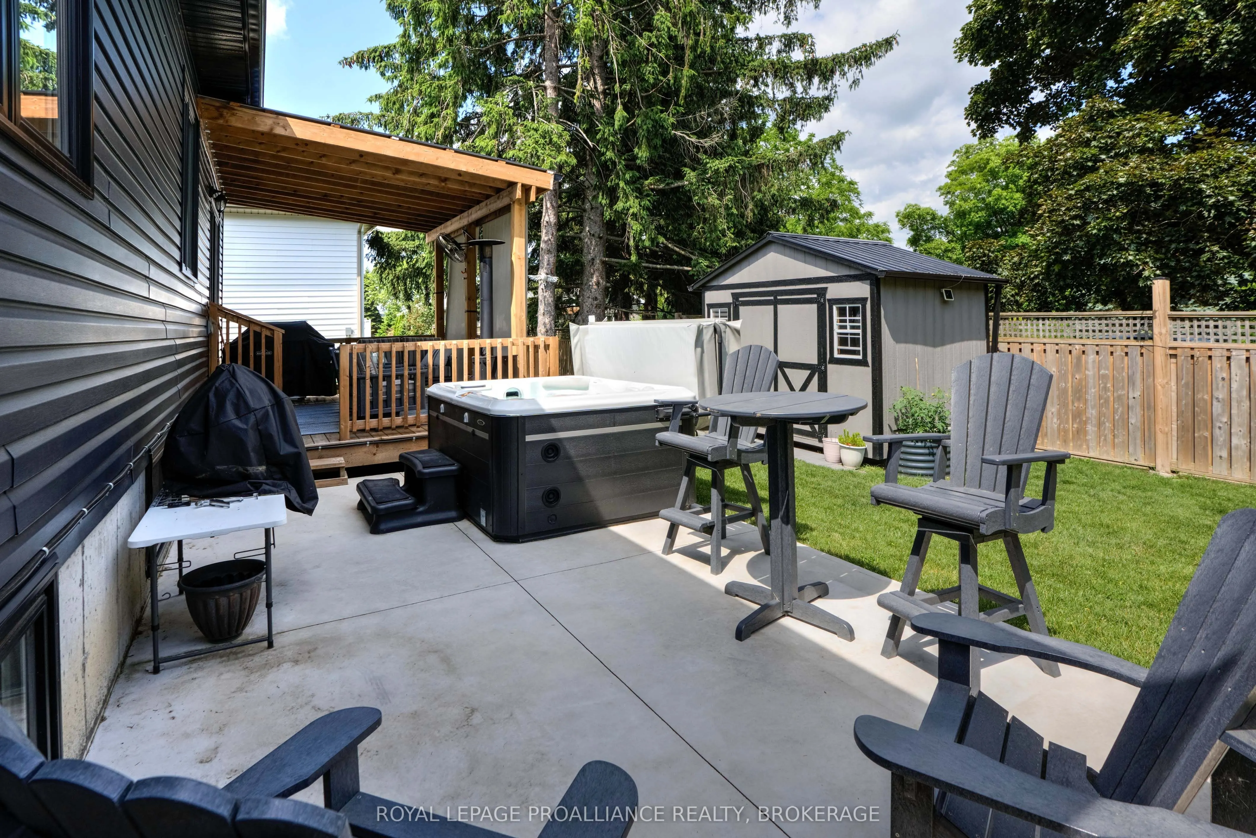 125 Maplecroft Court