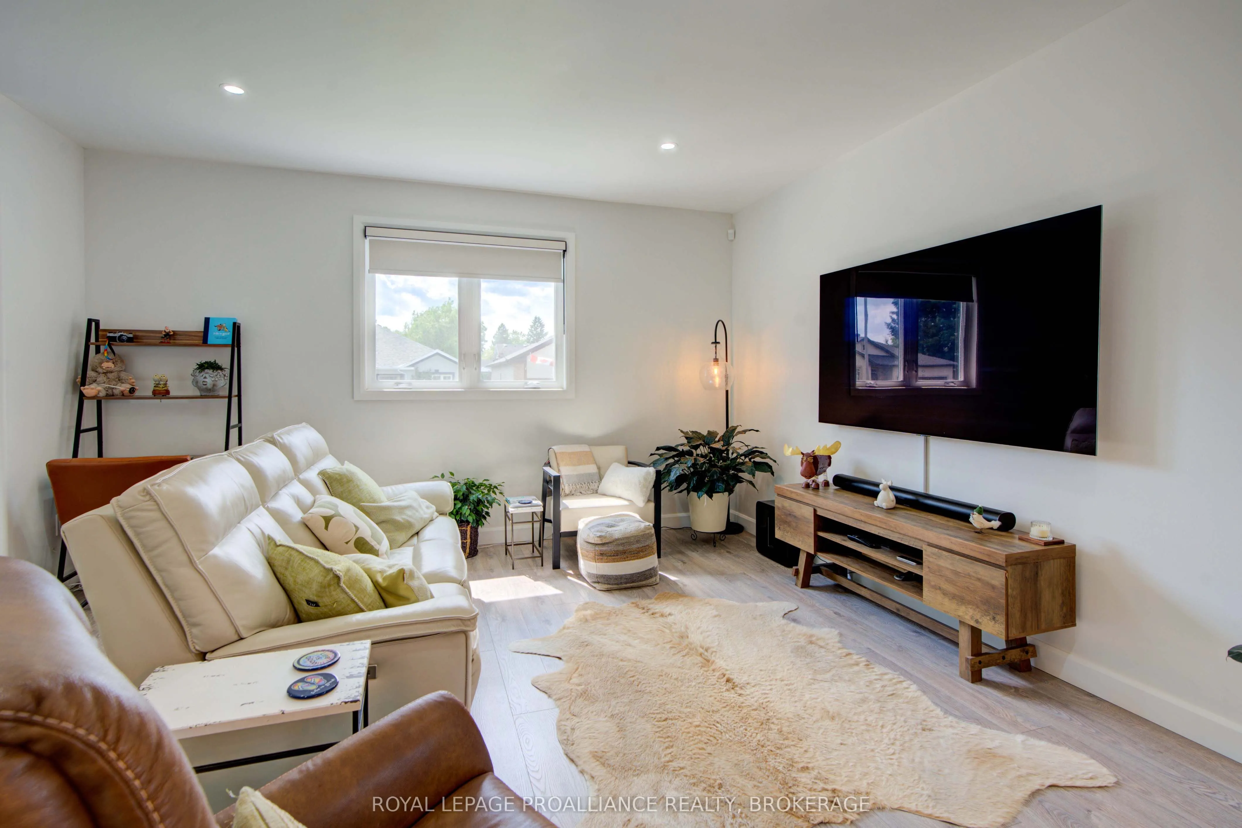 125 Maplecroft Court
