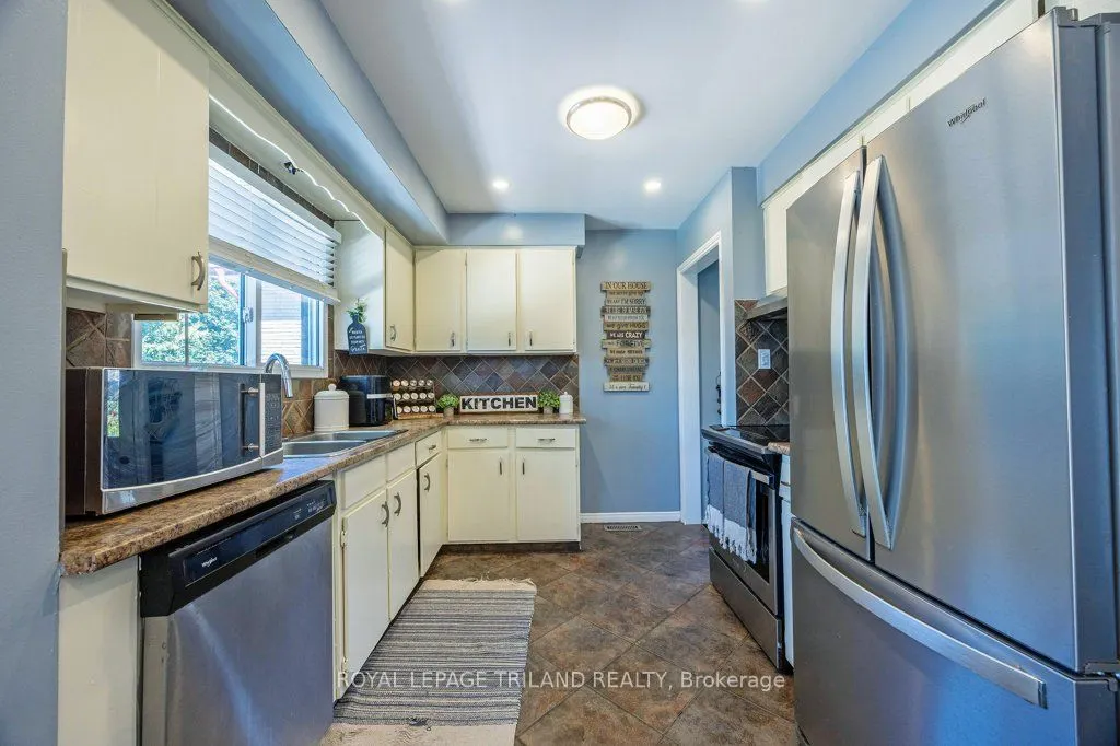 17 Vanbuskirk Drive