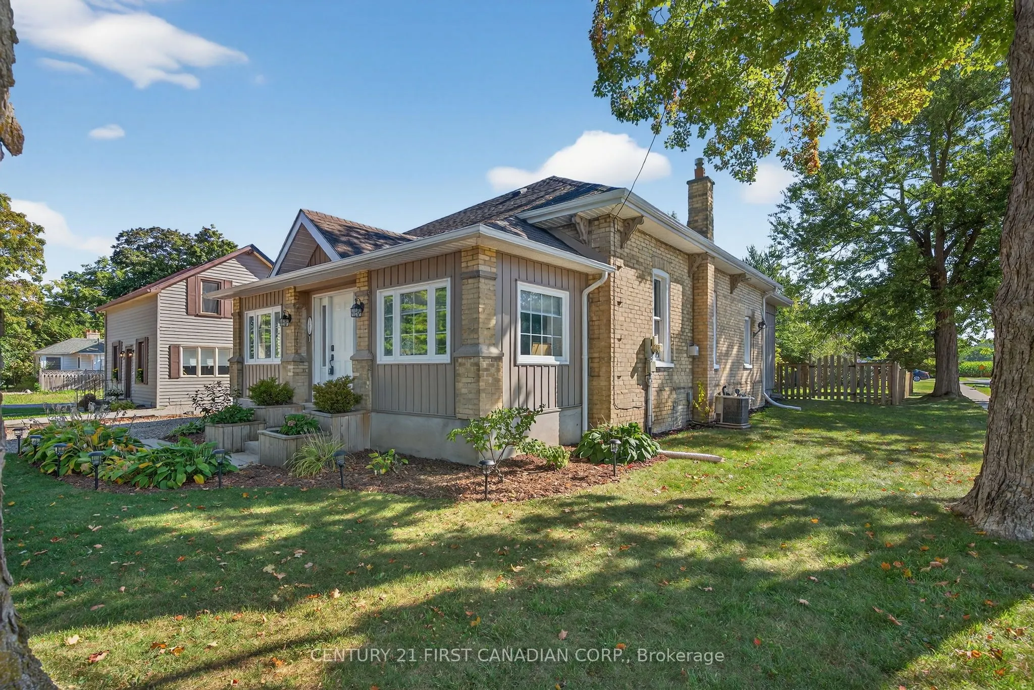 160 CATHERINE Street