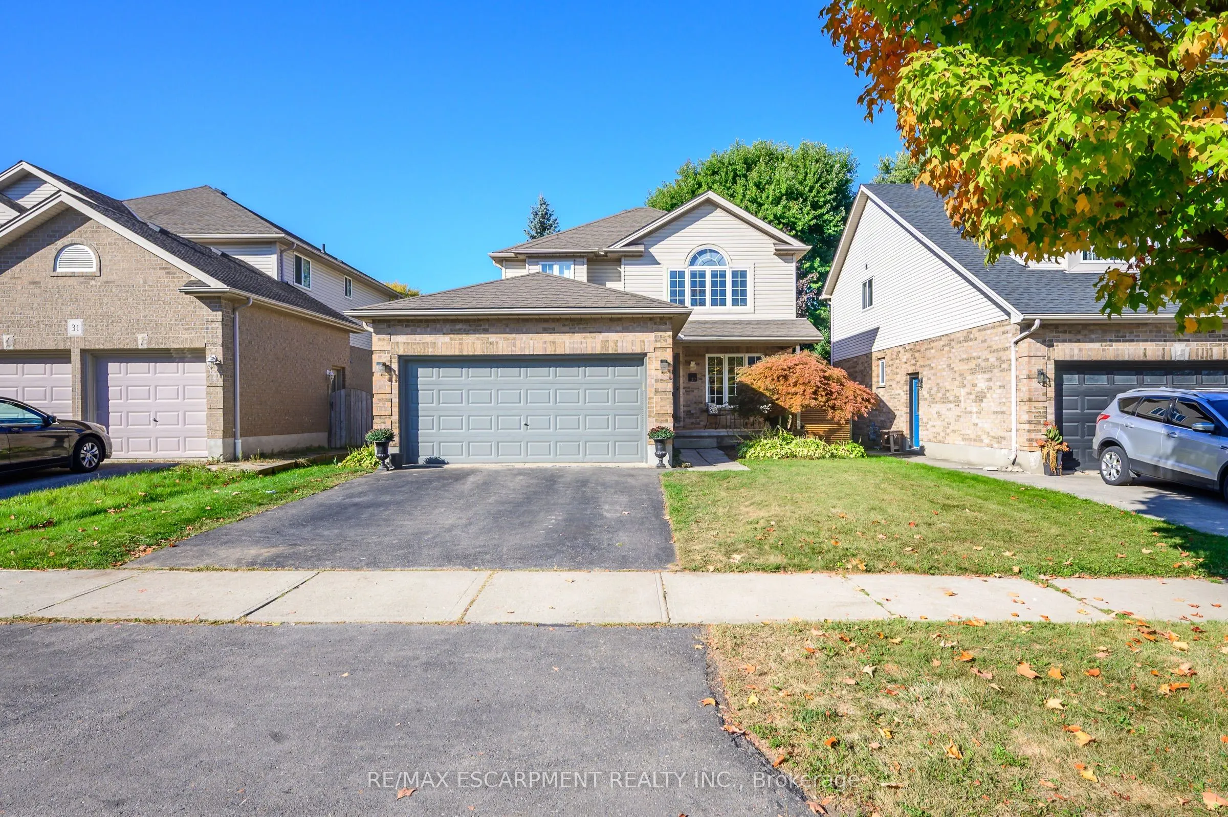 27 Richmeadow Crescent