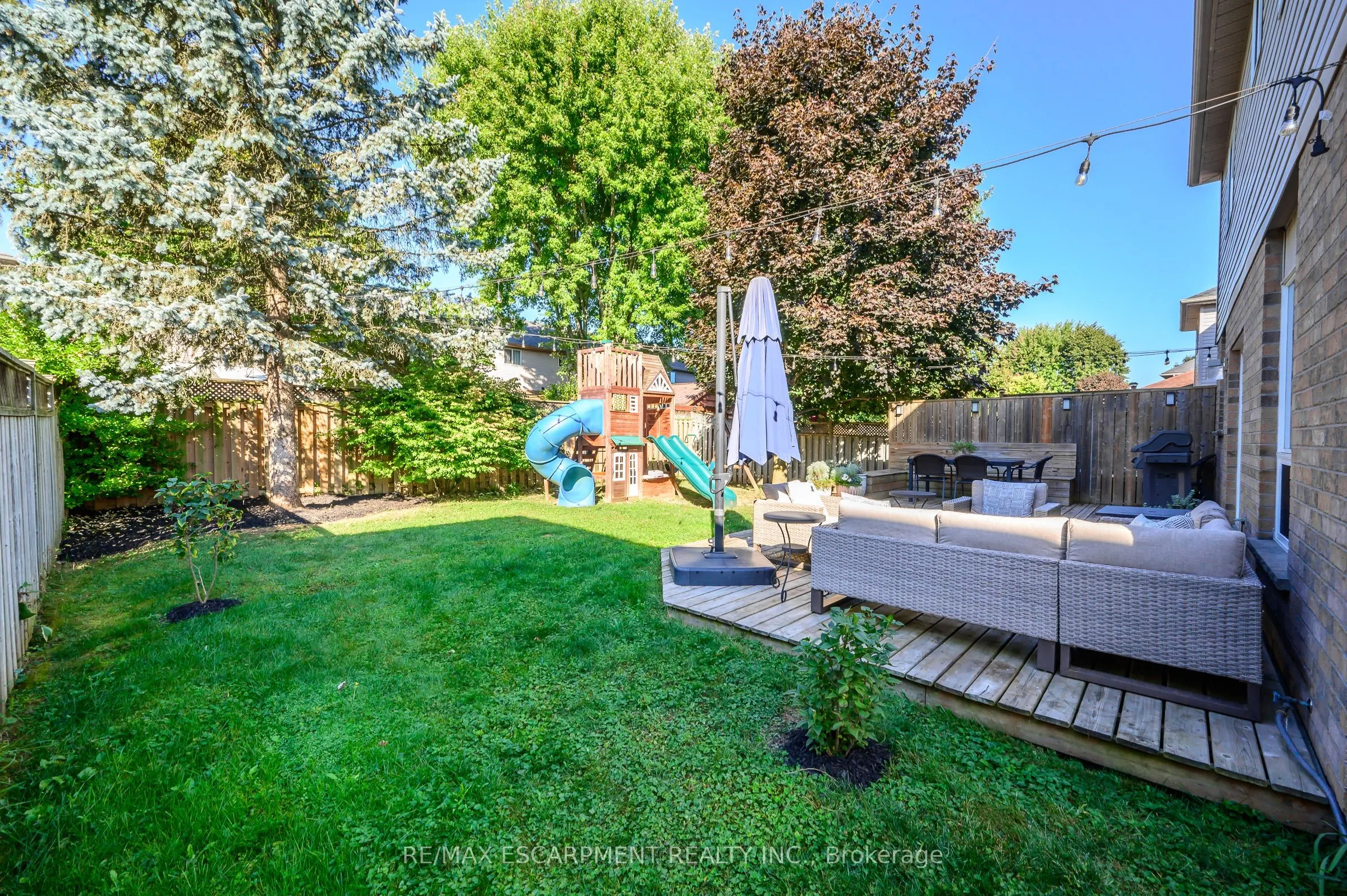 27 Richmeadow Crescent