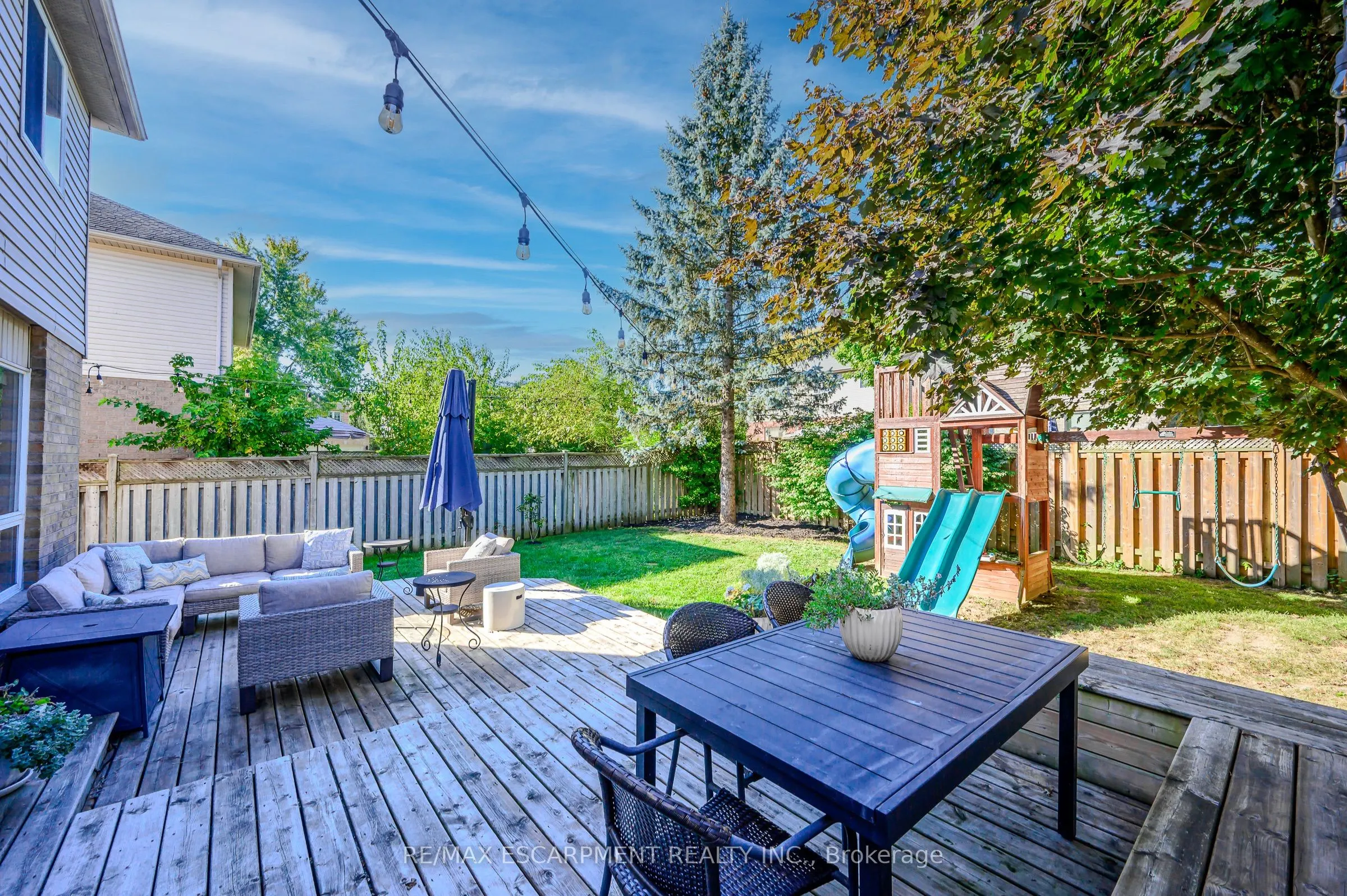 27 Richmeadow Crescent