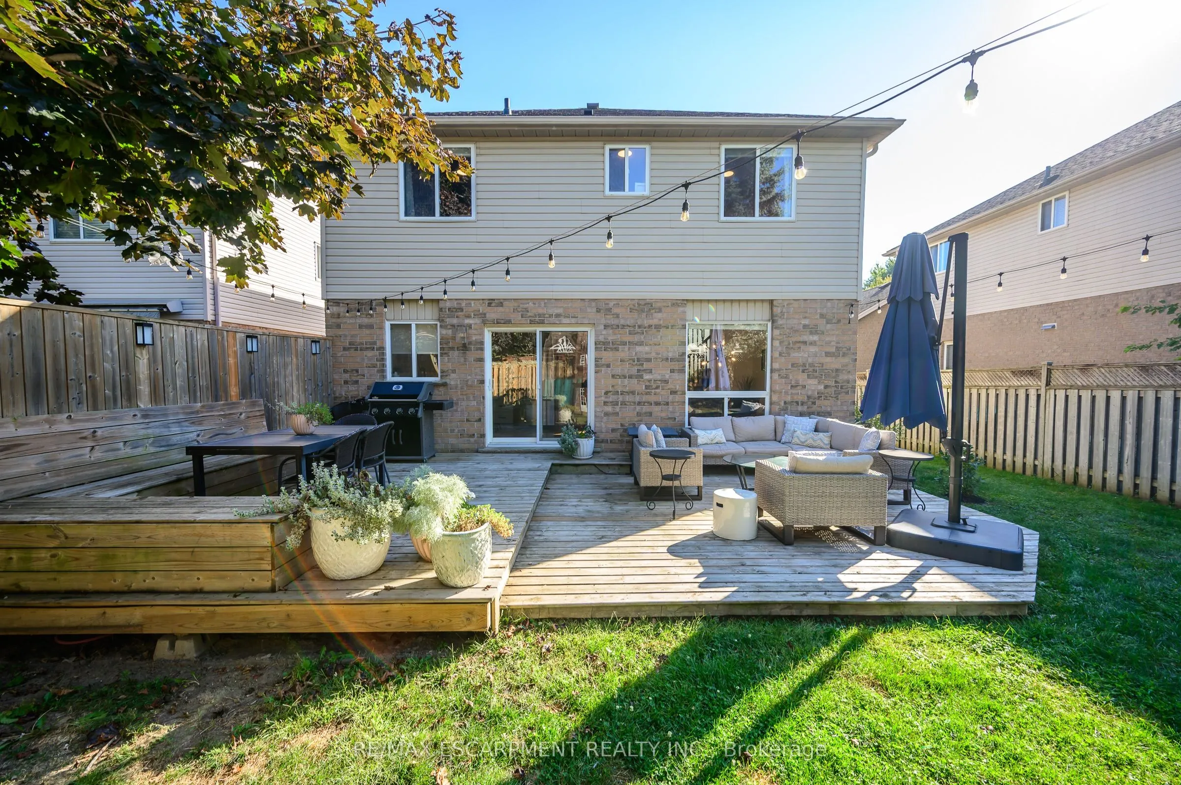 27 Richmeadow Crescent