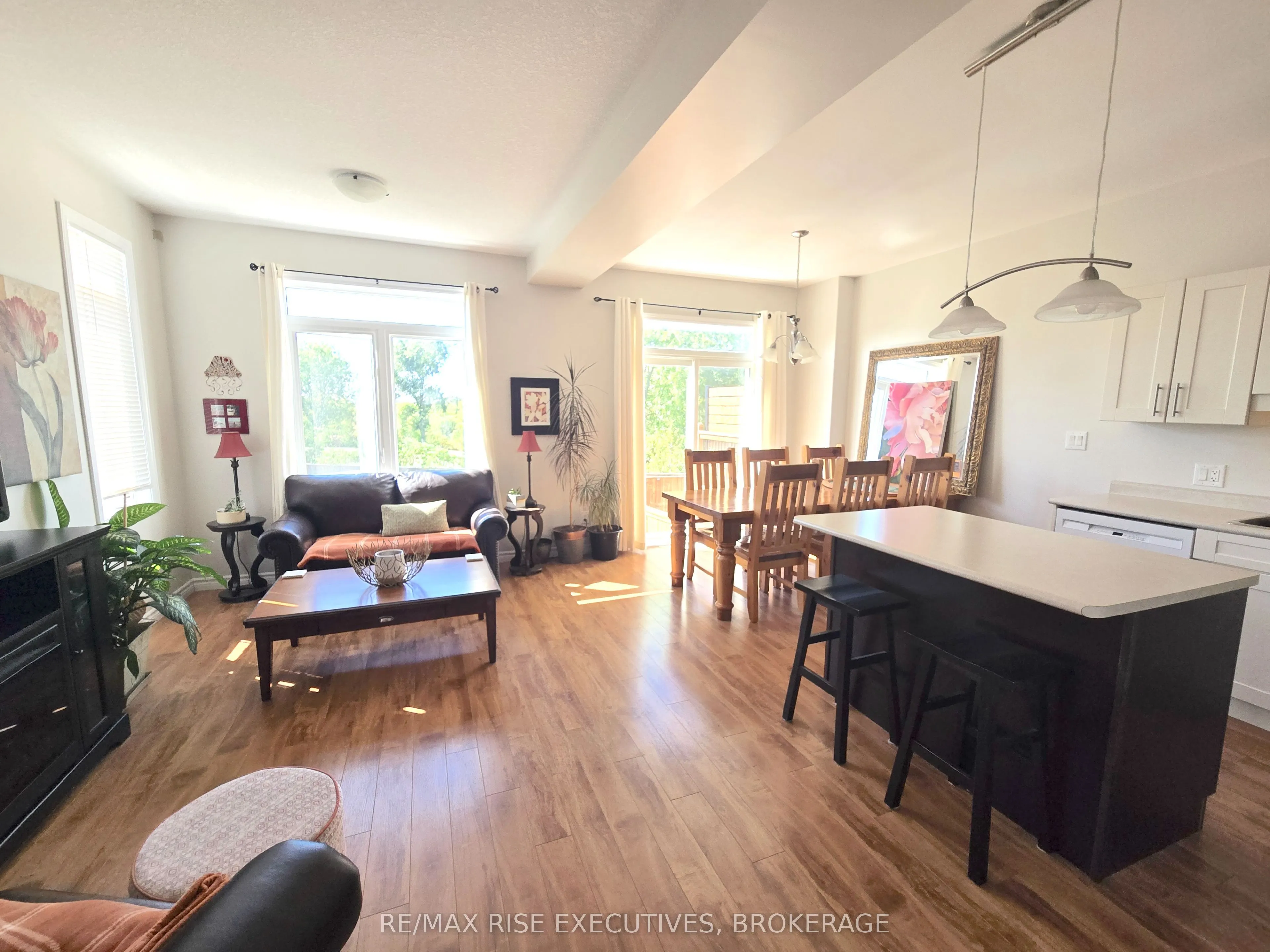 949 Blossom Street, #1