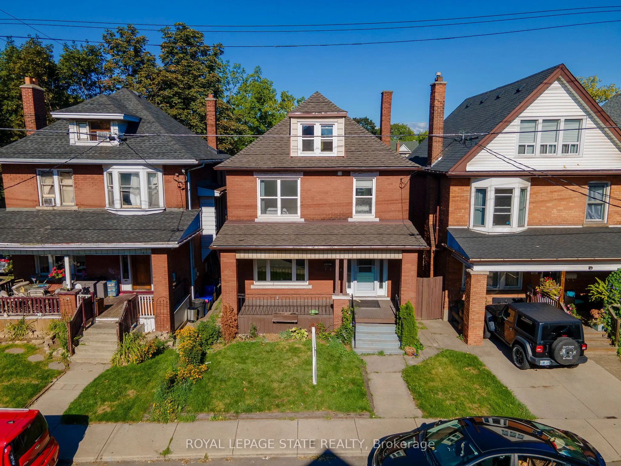 36 Spadina Avenue