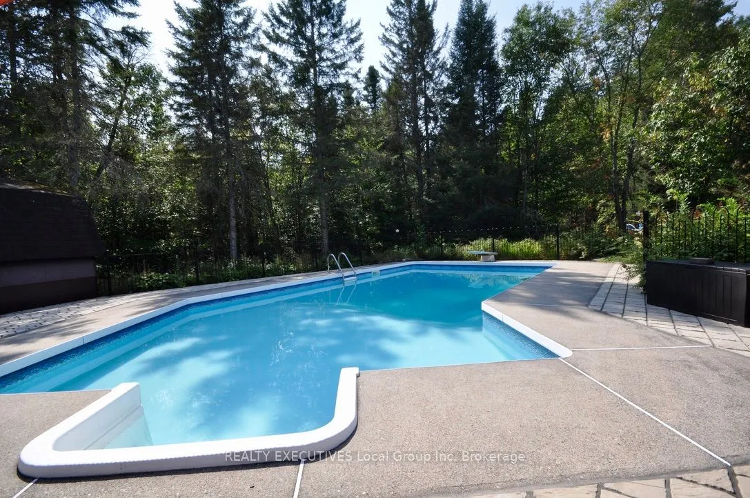 1 Springdale Drive