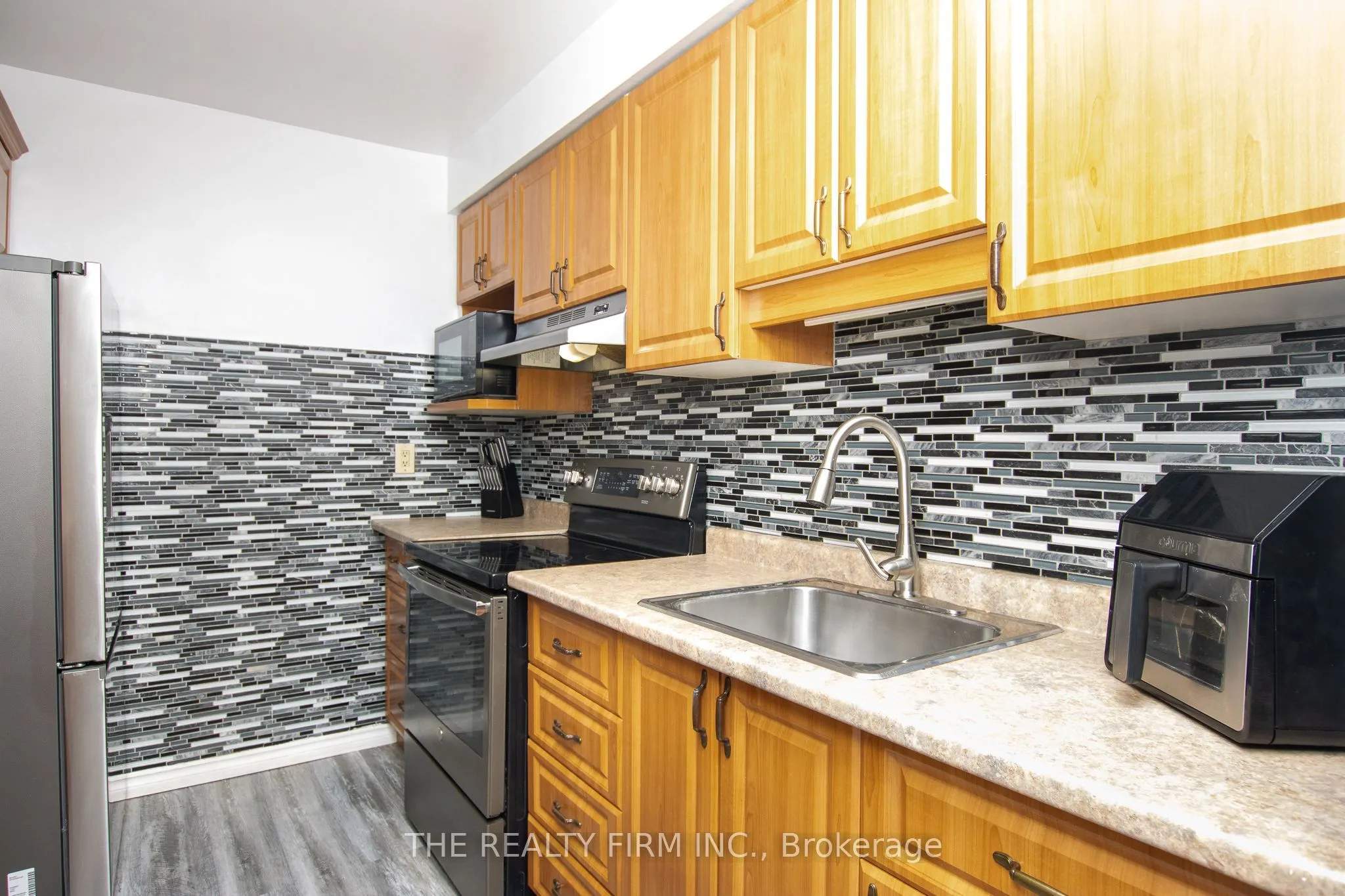 971 Adelaide Street, #48