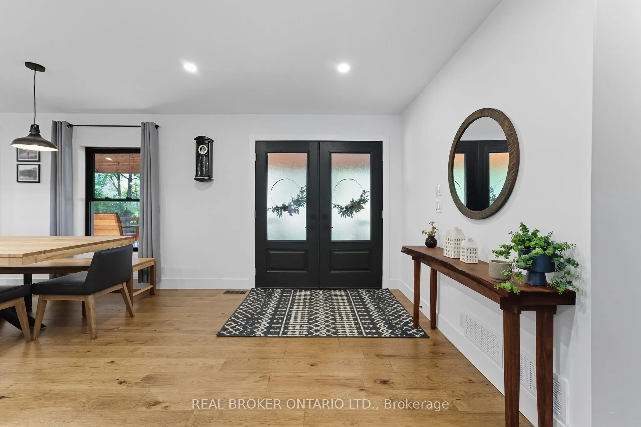 115 Lakeshore Road Rr 2 Road