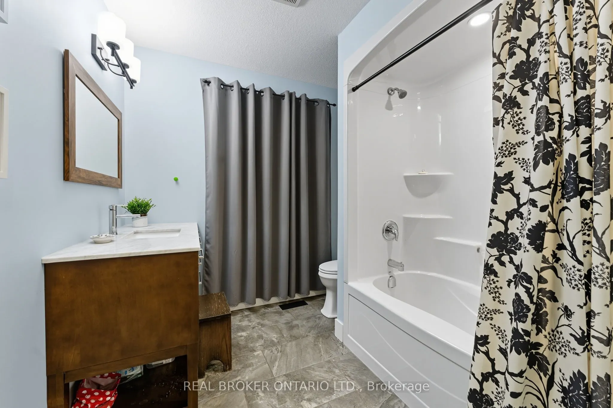 115 Lakeshore Road Rr 2 Road