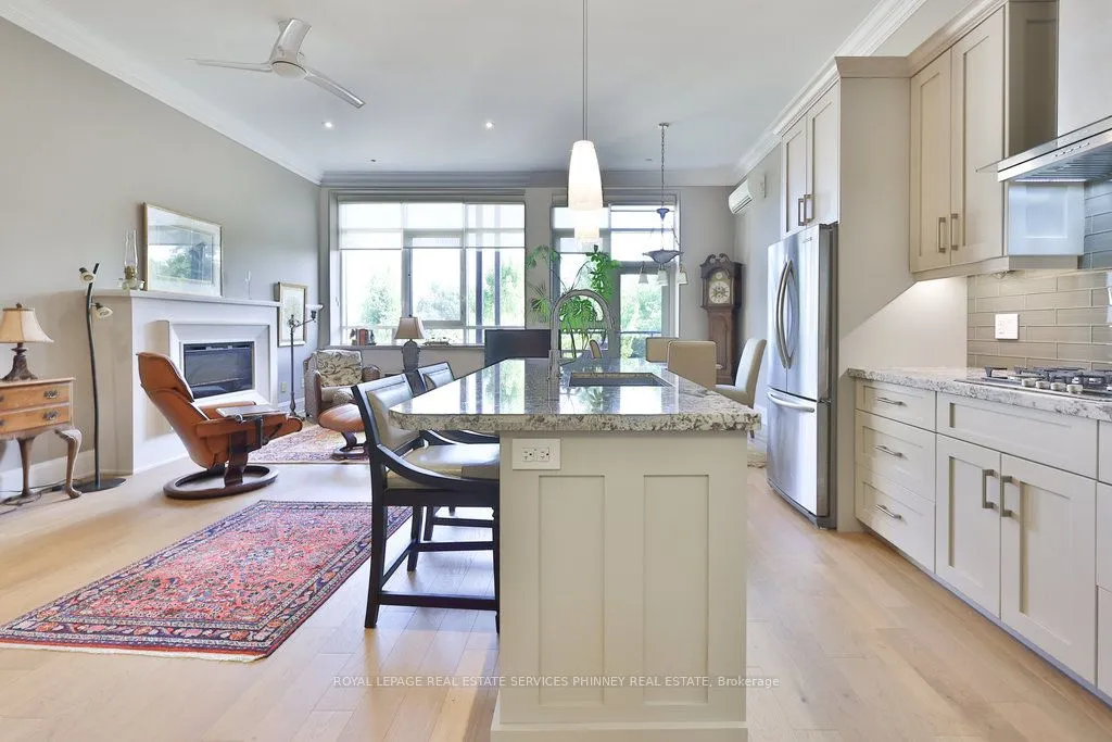 397 King Street W, #204