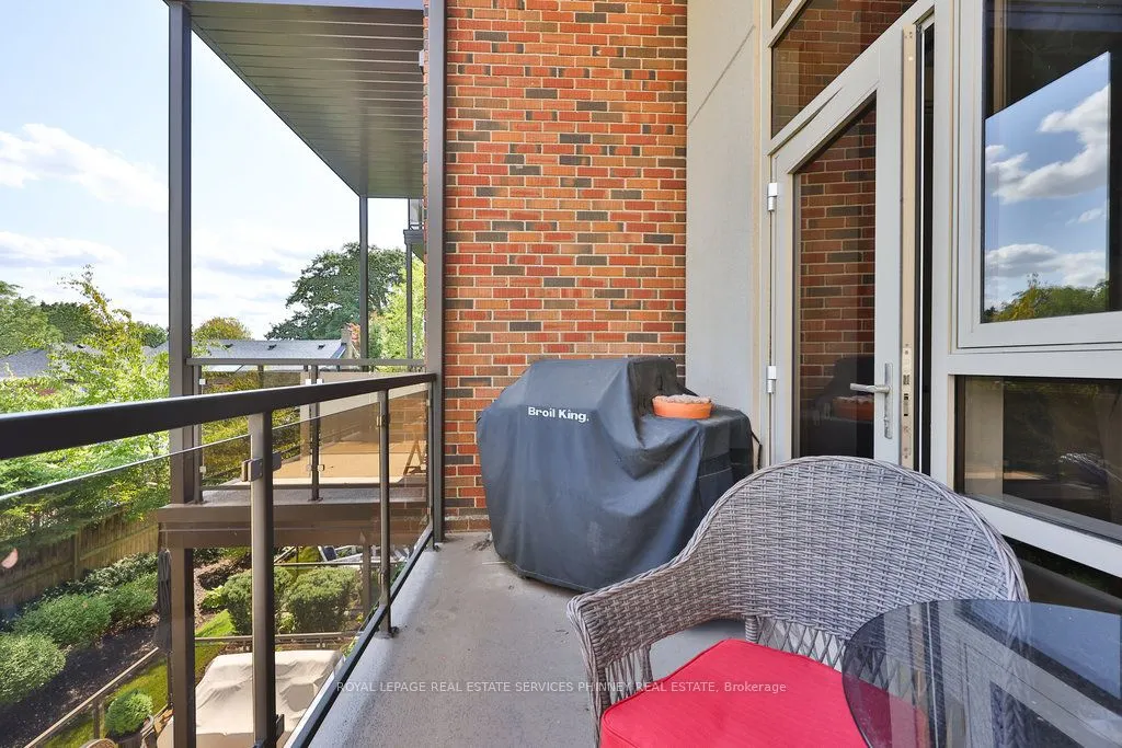 397 King Street W, #204