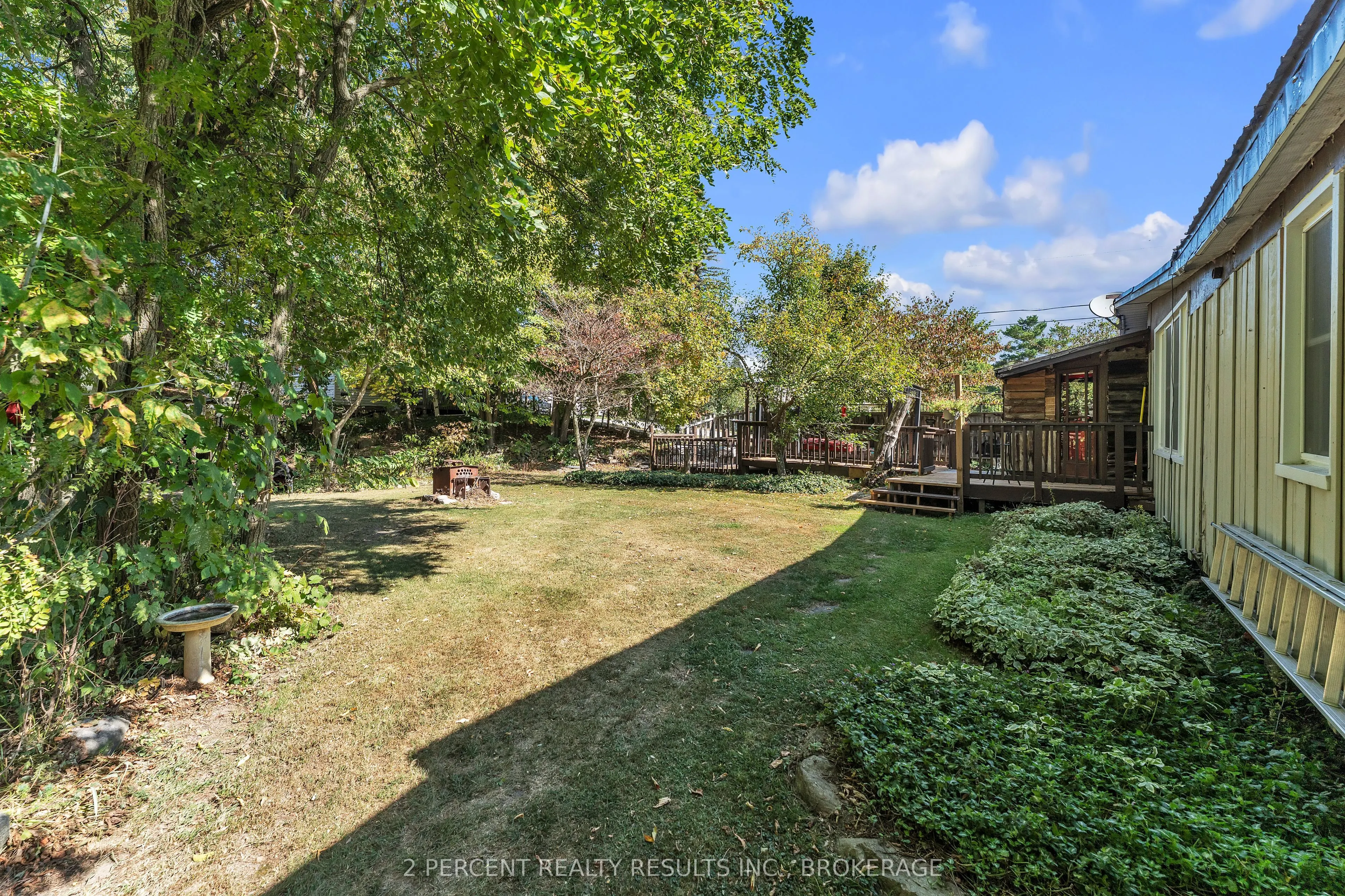 12 Luffman Road