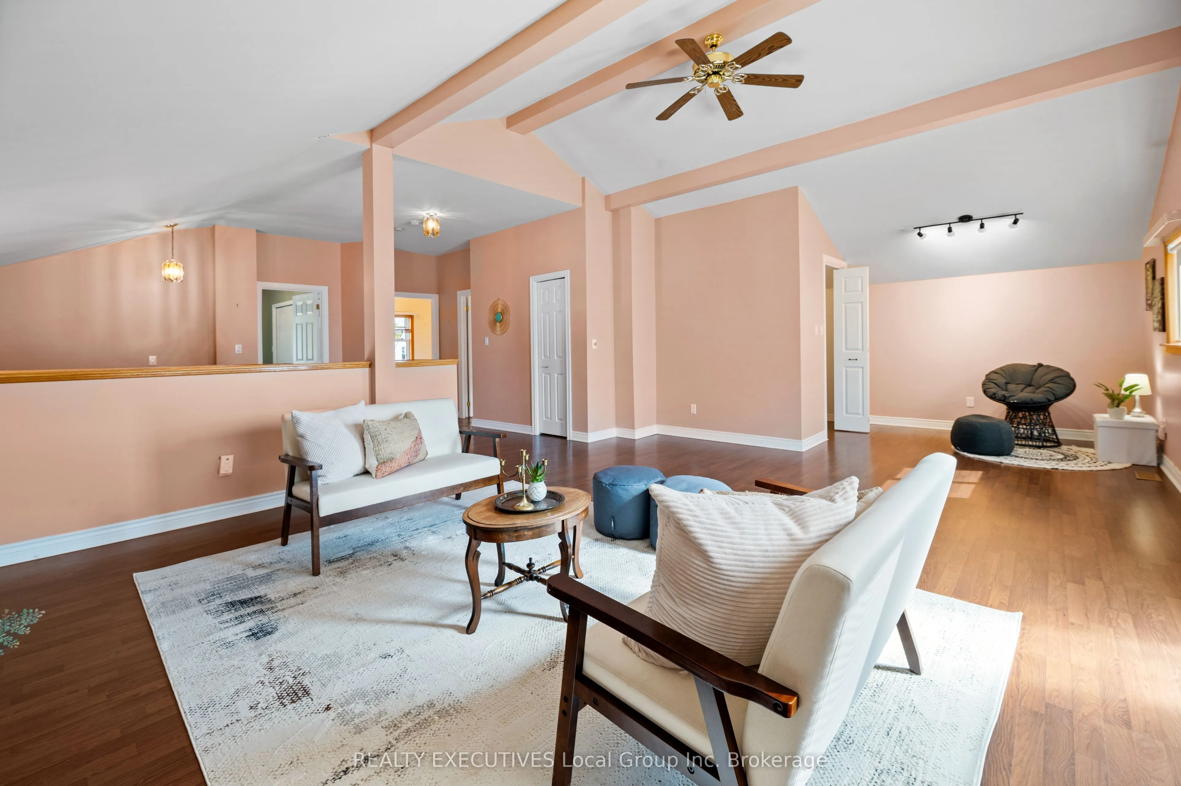 133 FIFTH Avenue E
