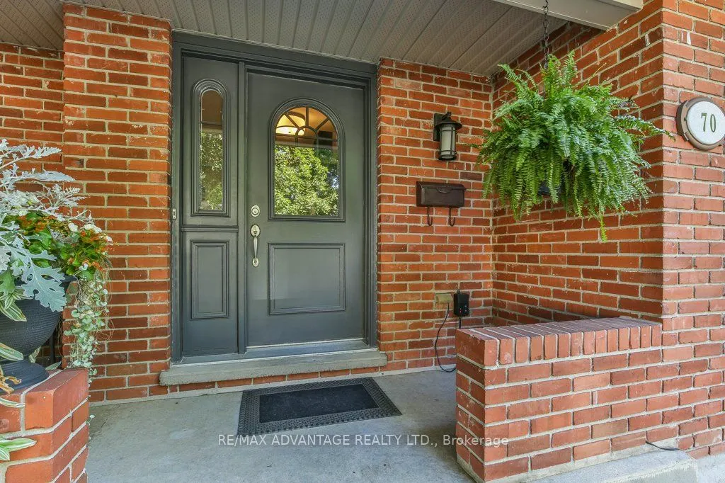 70 Fairlane Road