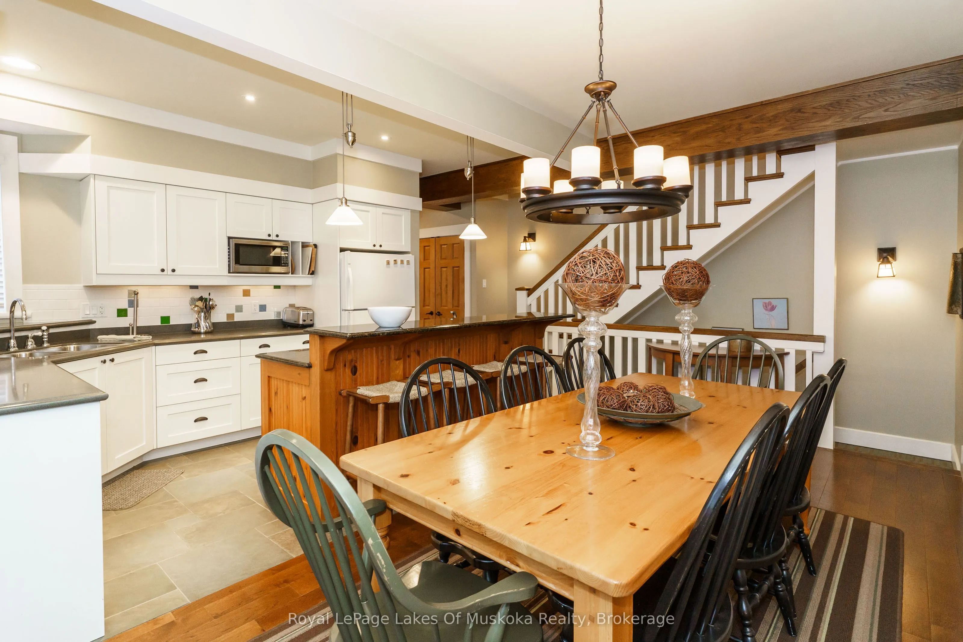 1020 Birch Glen Road, #Villa 1  Week 9