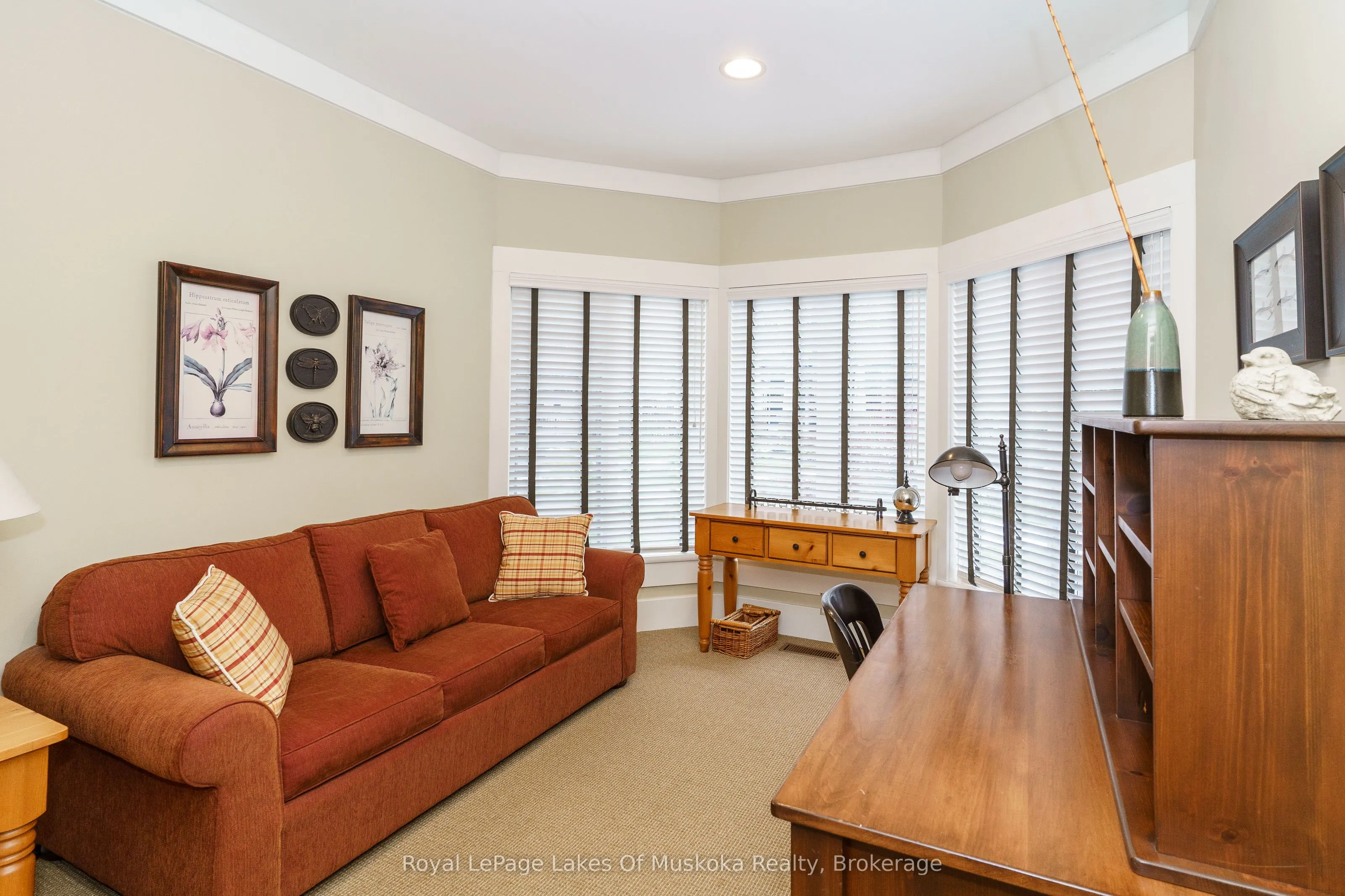 1020 Birch Glen Road, #Villa 1  Week 9