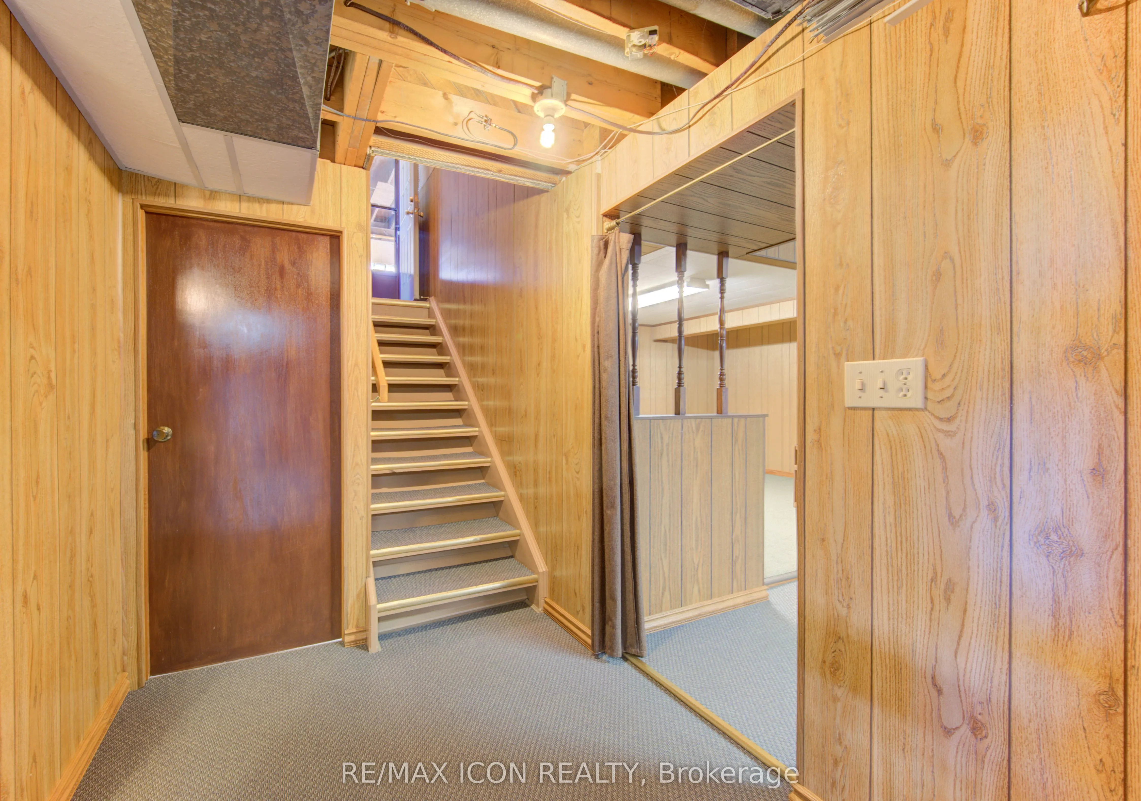163 Weaver Street