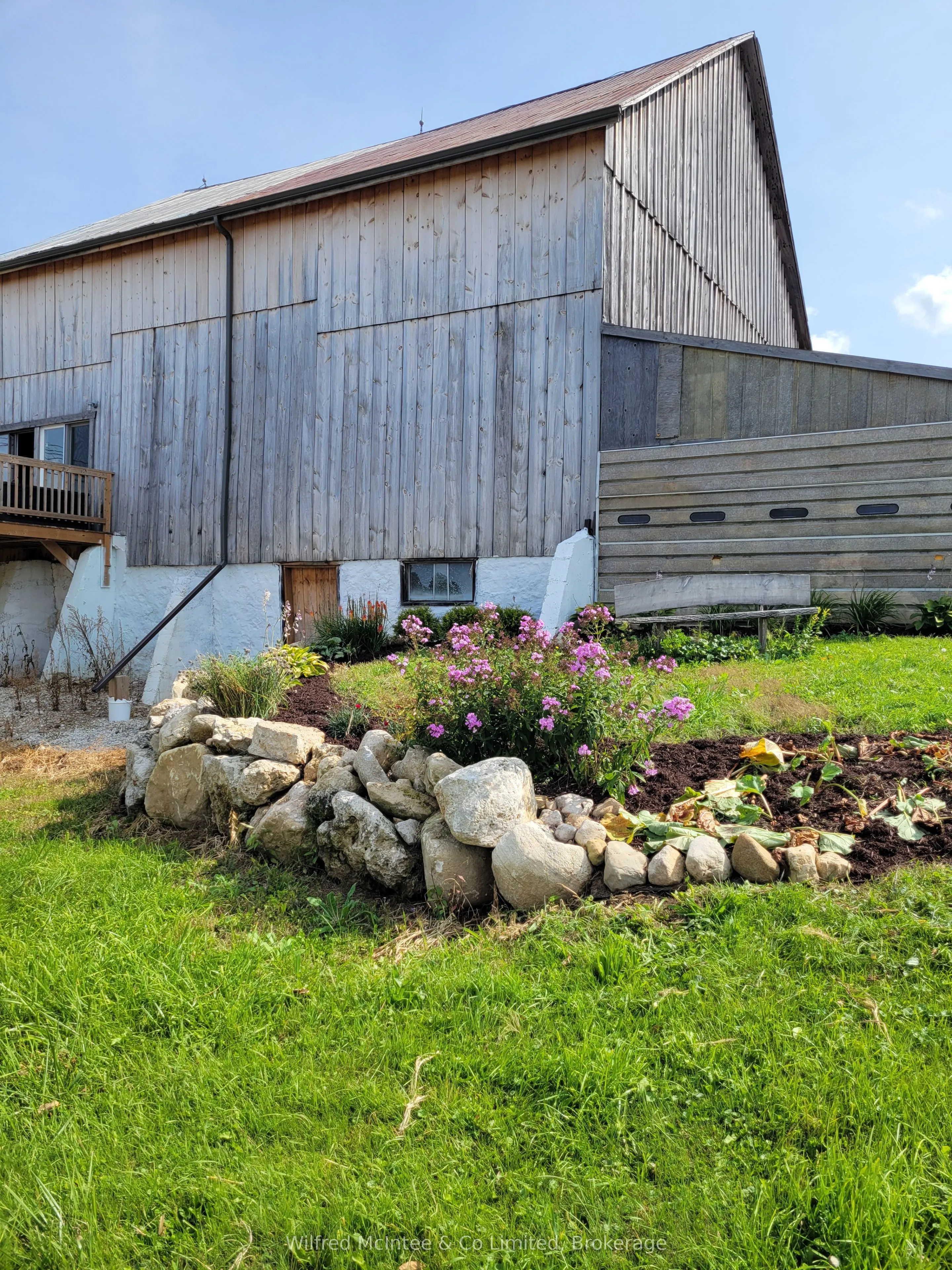 316900 HWY 6