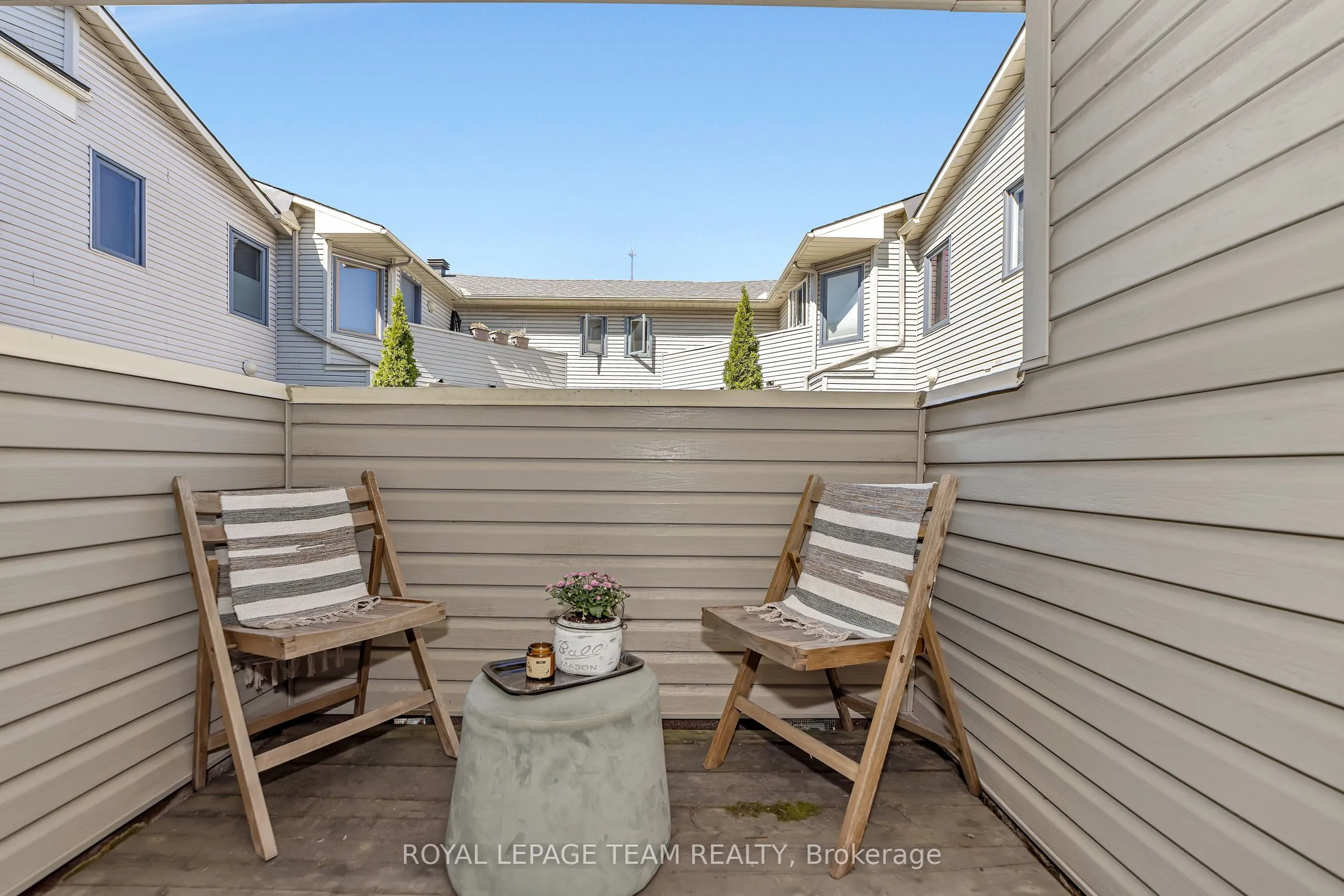 518 Lisgar Street, #9