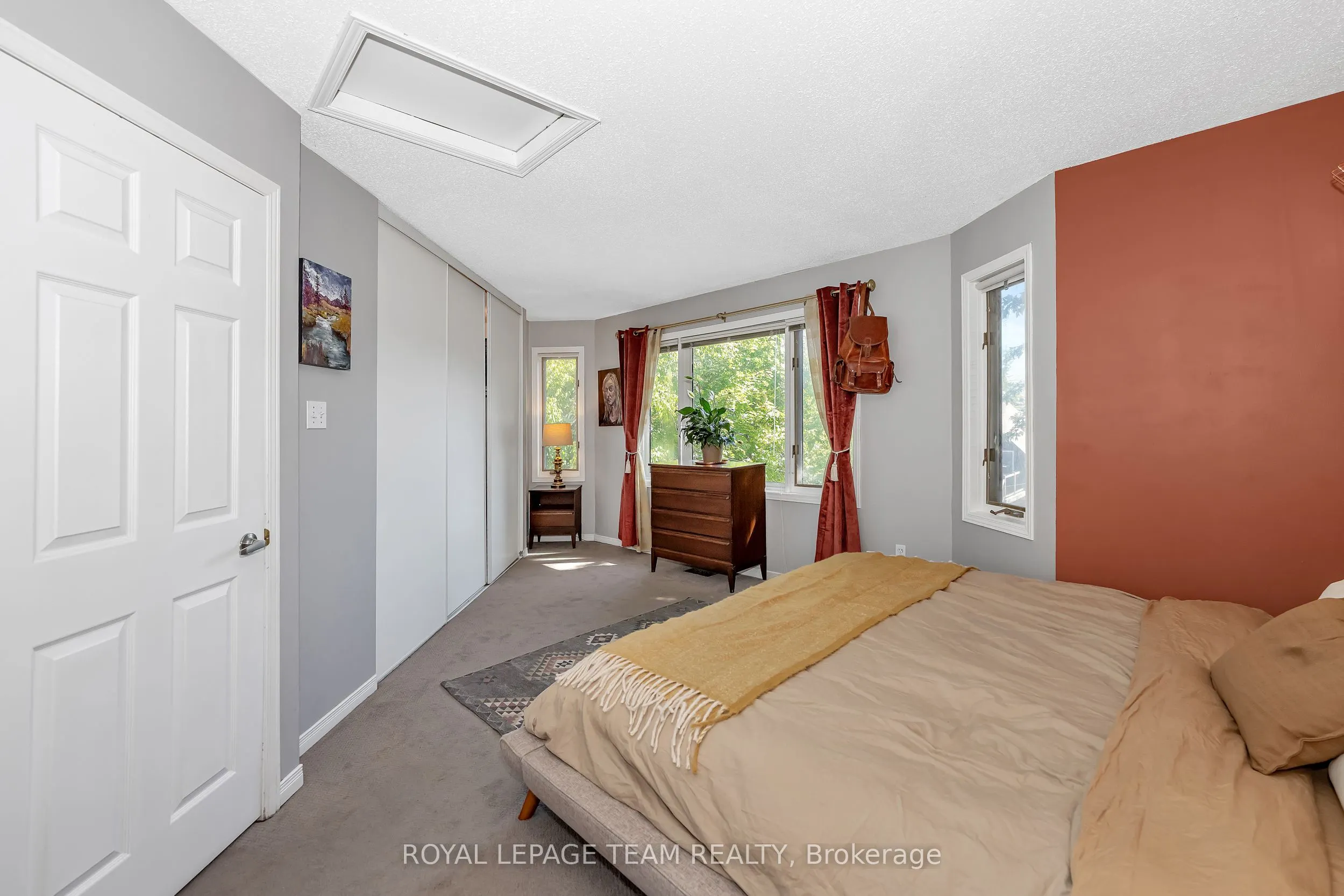 518 Lisgar Street, #9