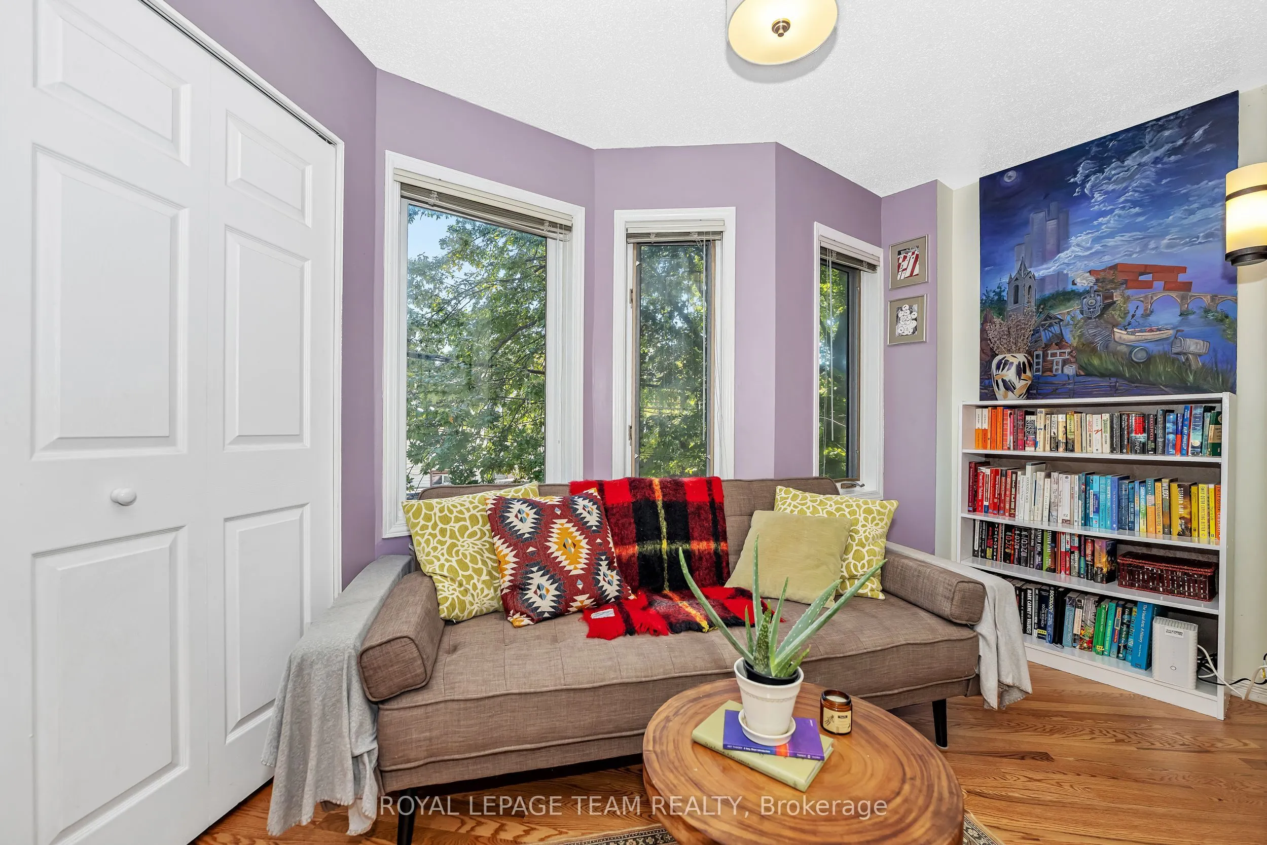 518 Lisgar Street, #9