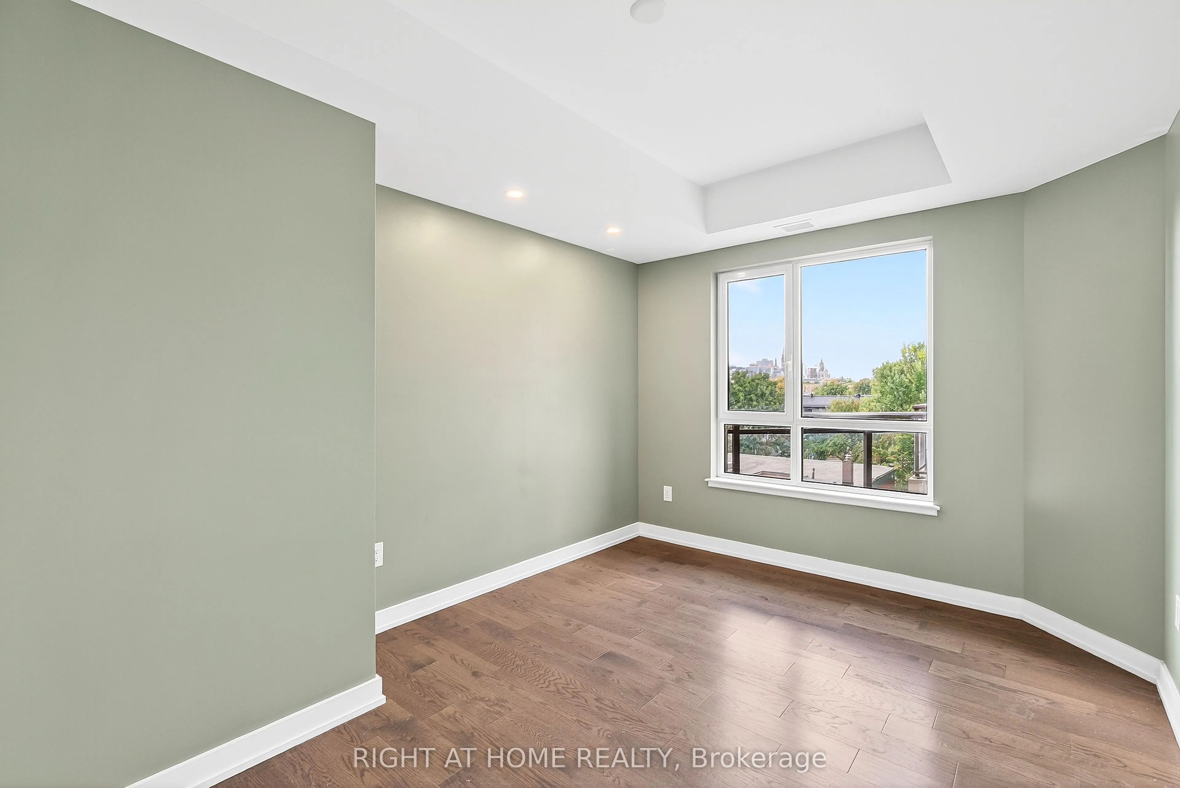 316 Bruyere Street, #517
