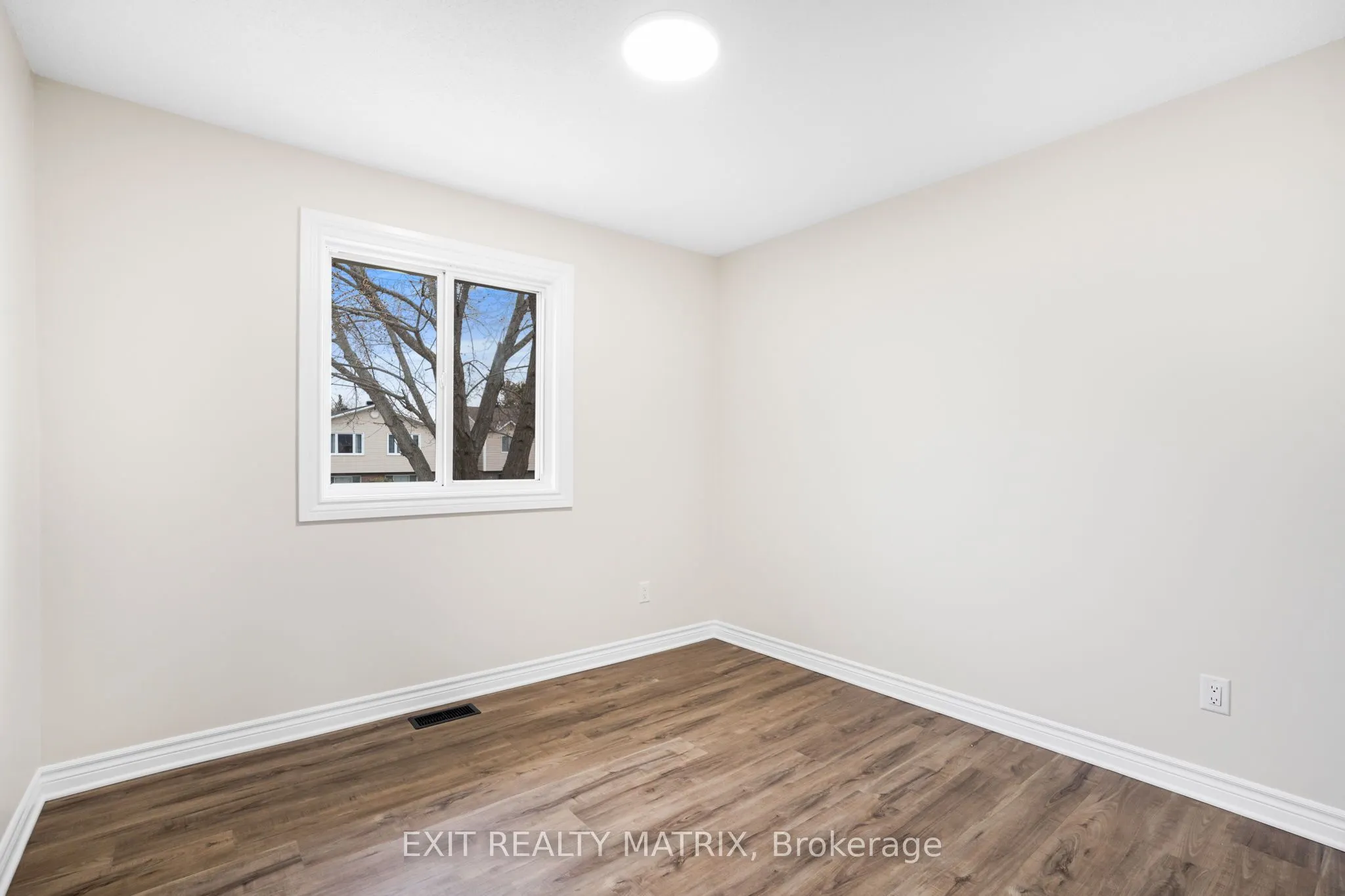 58 Castlebeau Street