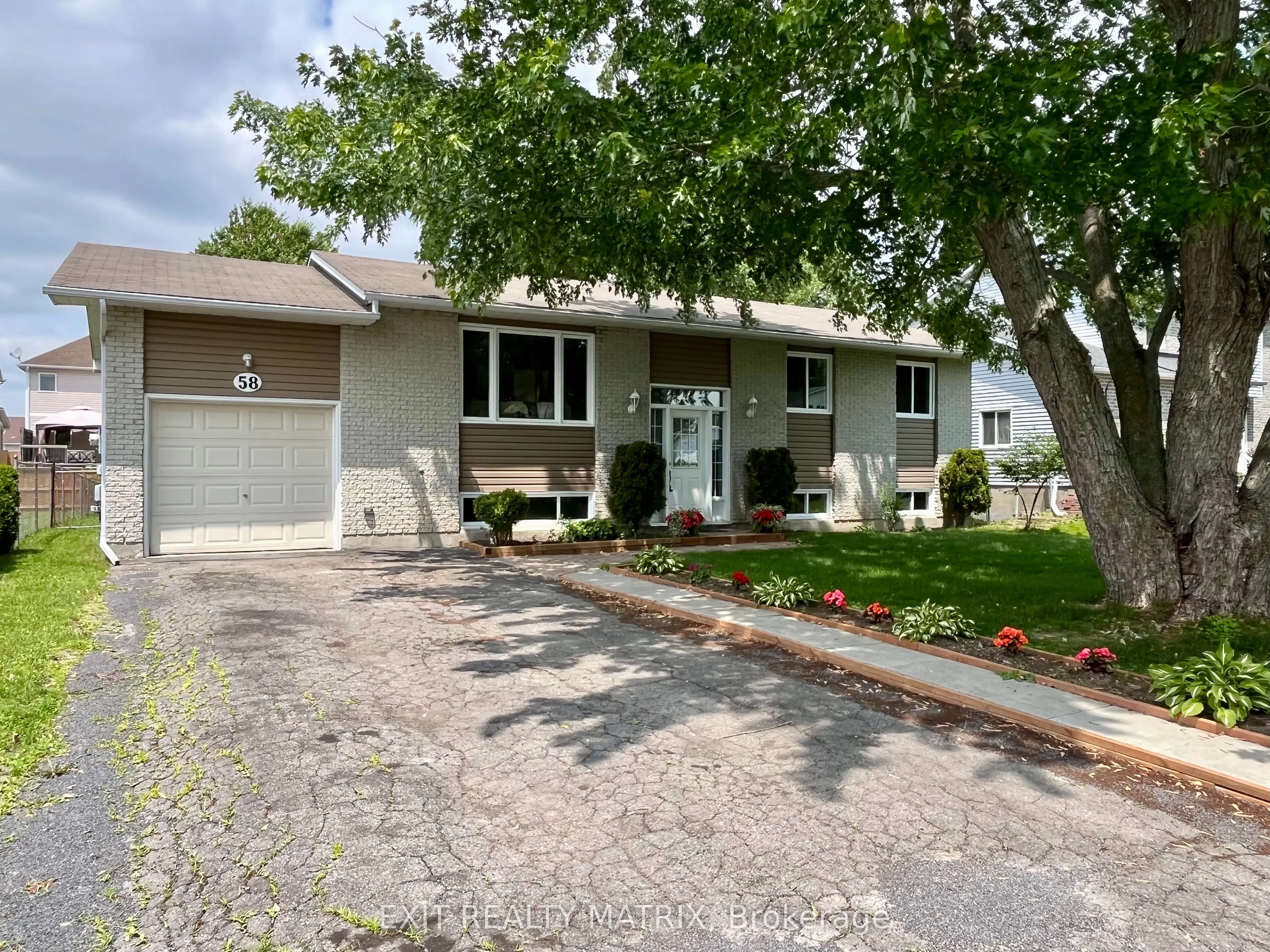 58 Castlebeau Street