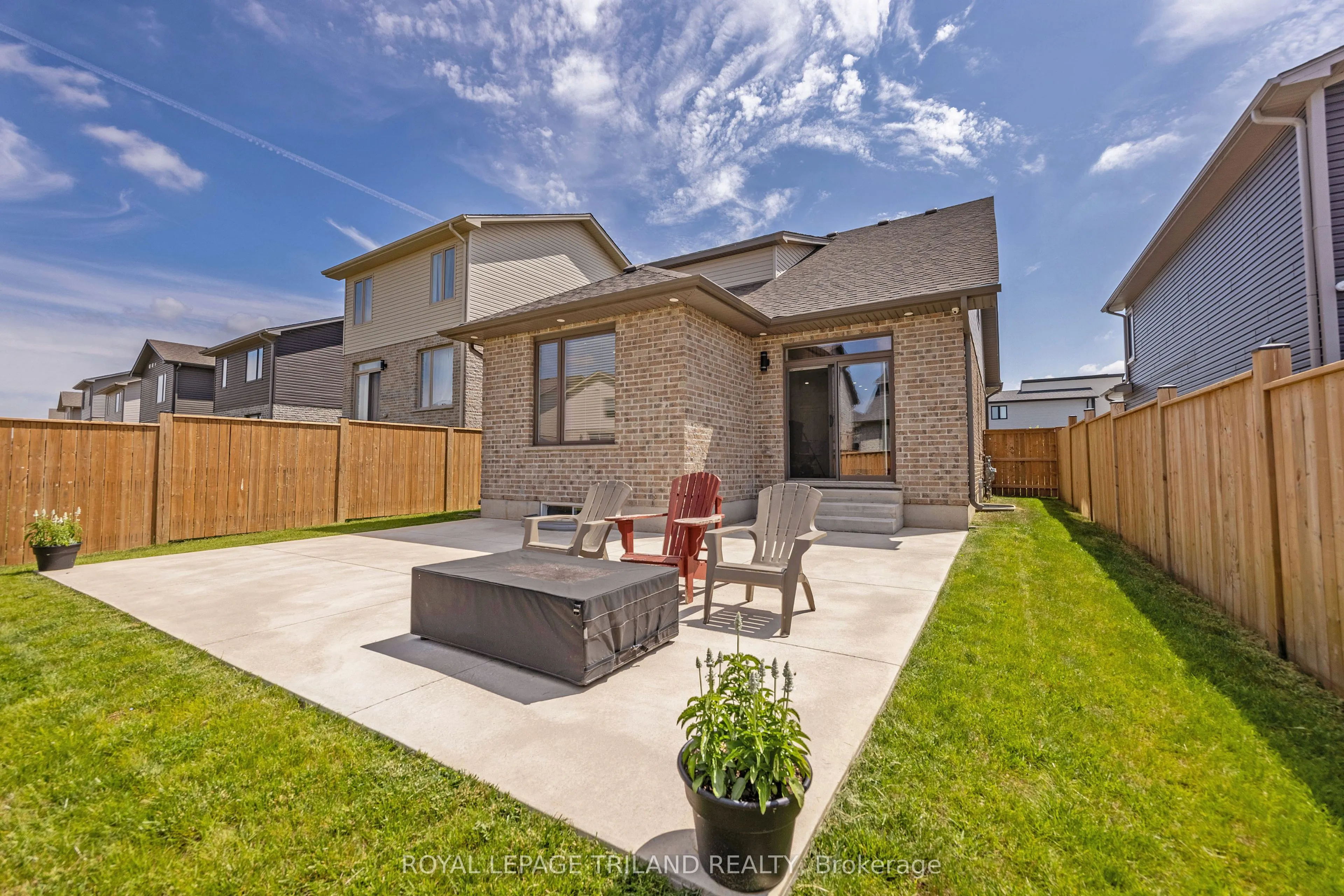 2467 Irish Moss Road