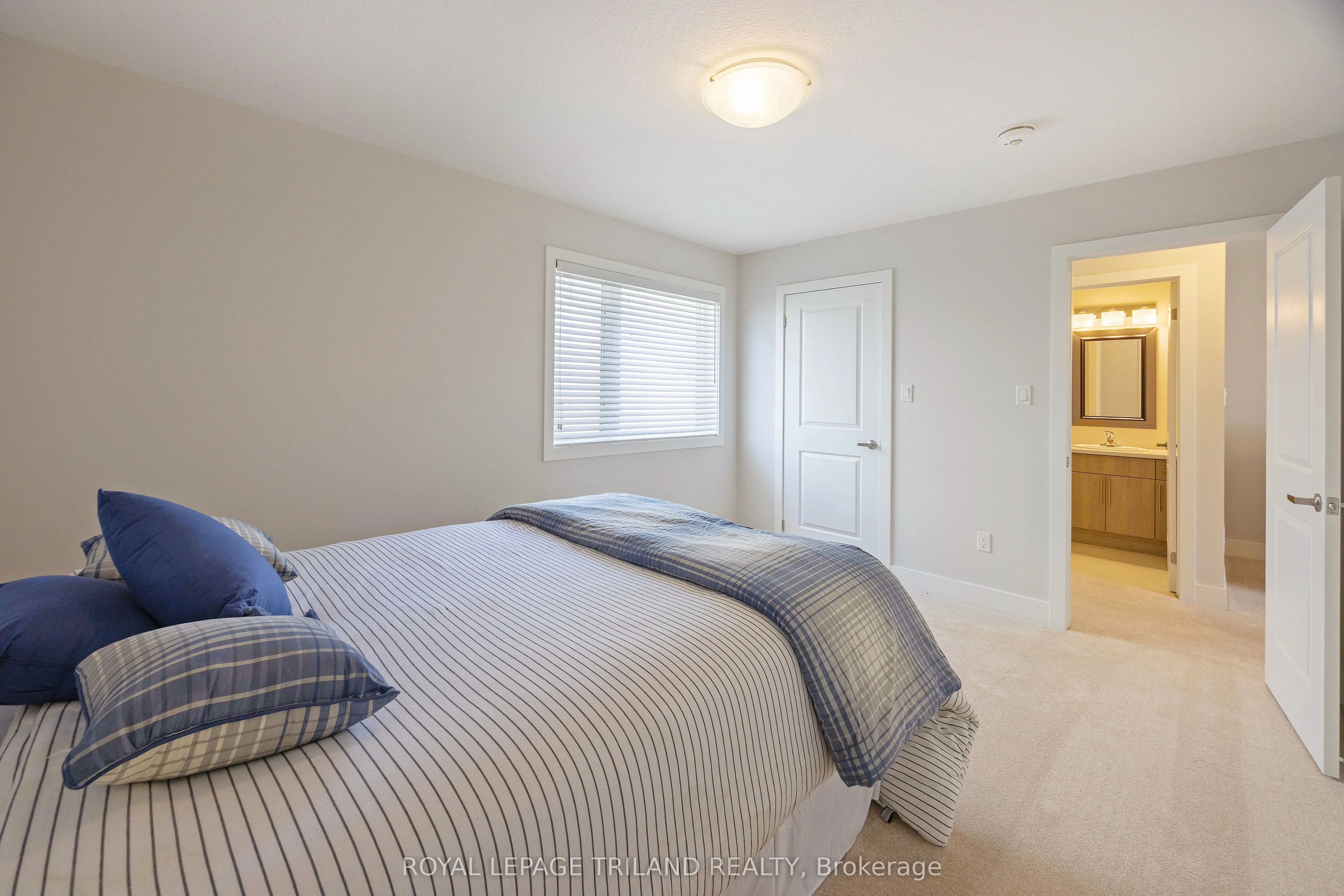 2467 Irish Moss Road