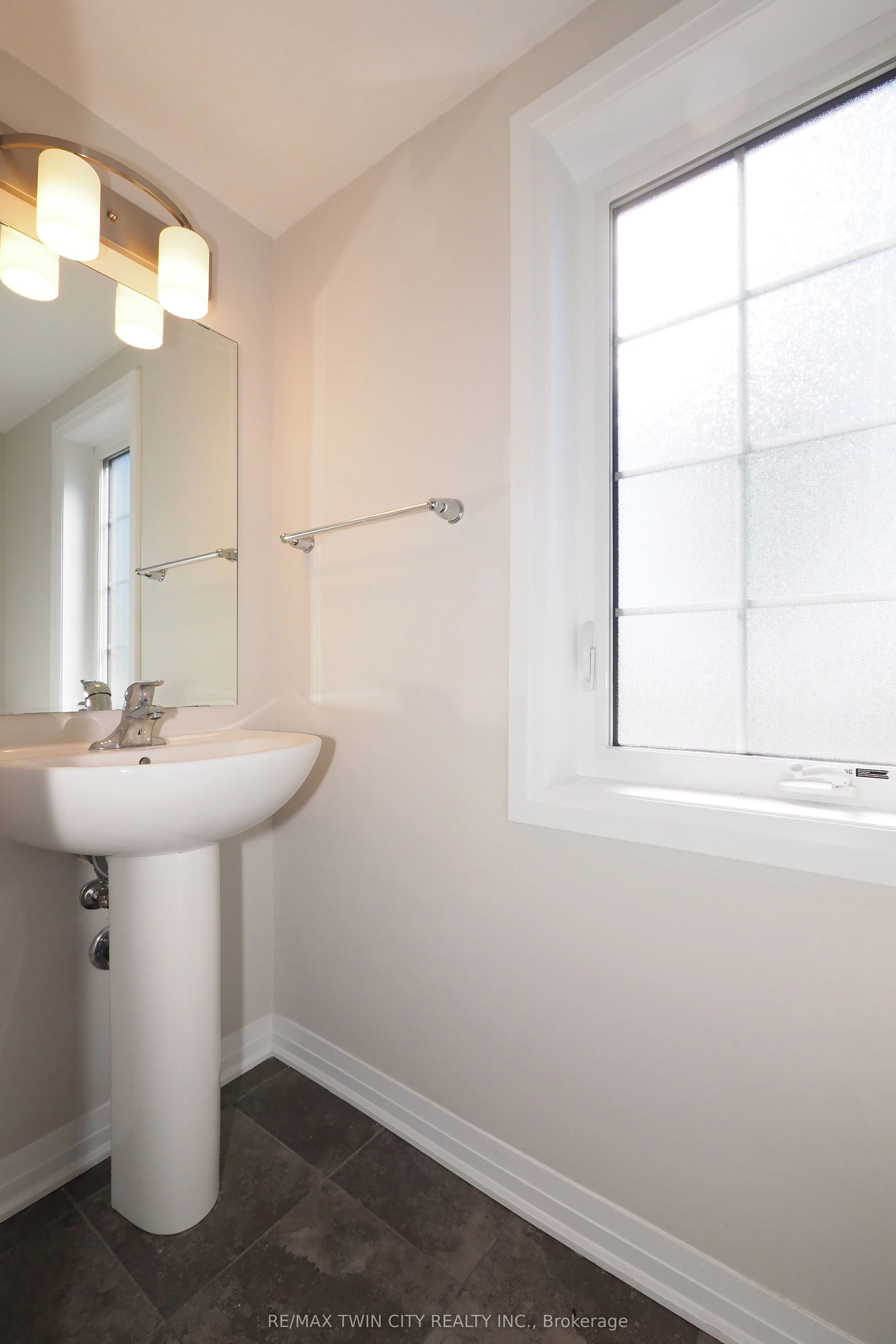 181 South Creek Drive, #11