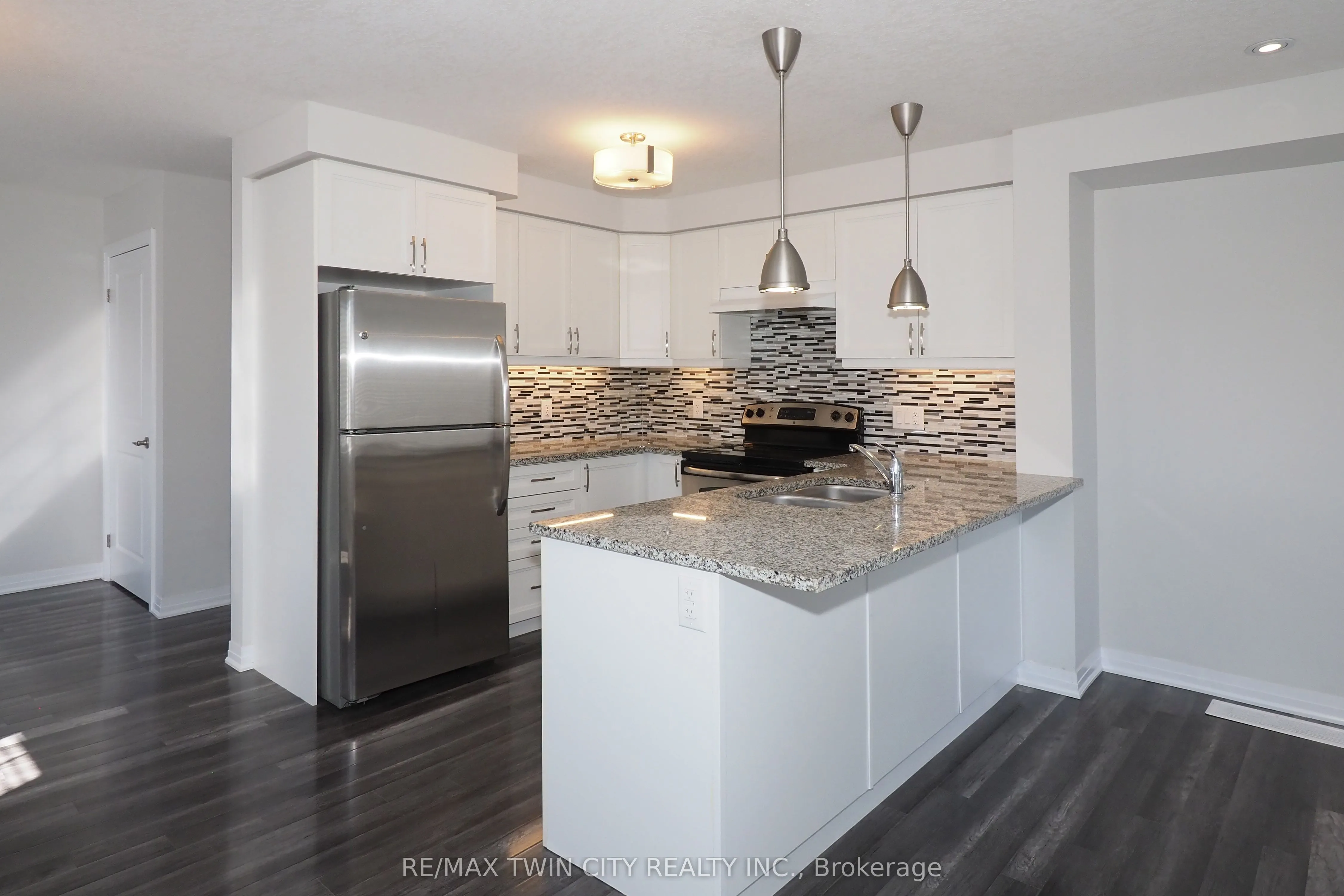 181 South Creek Drive, #11
