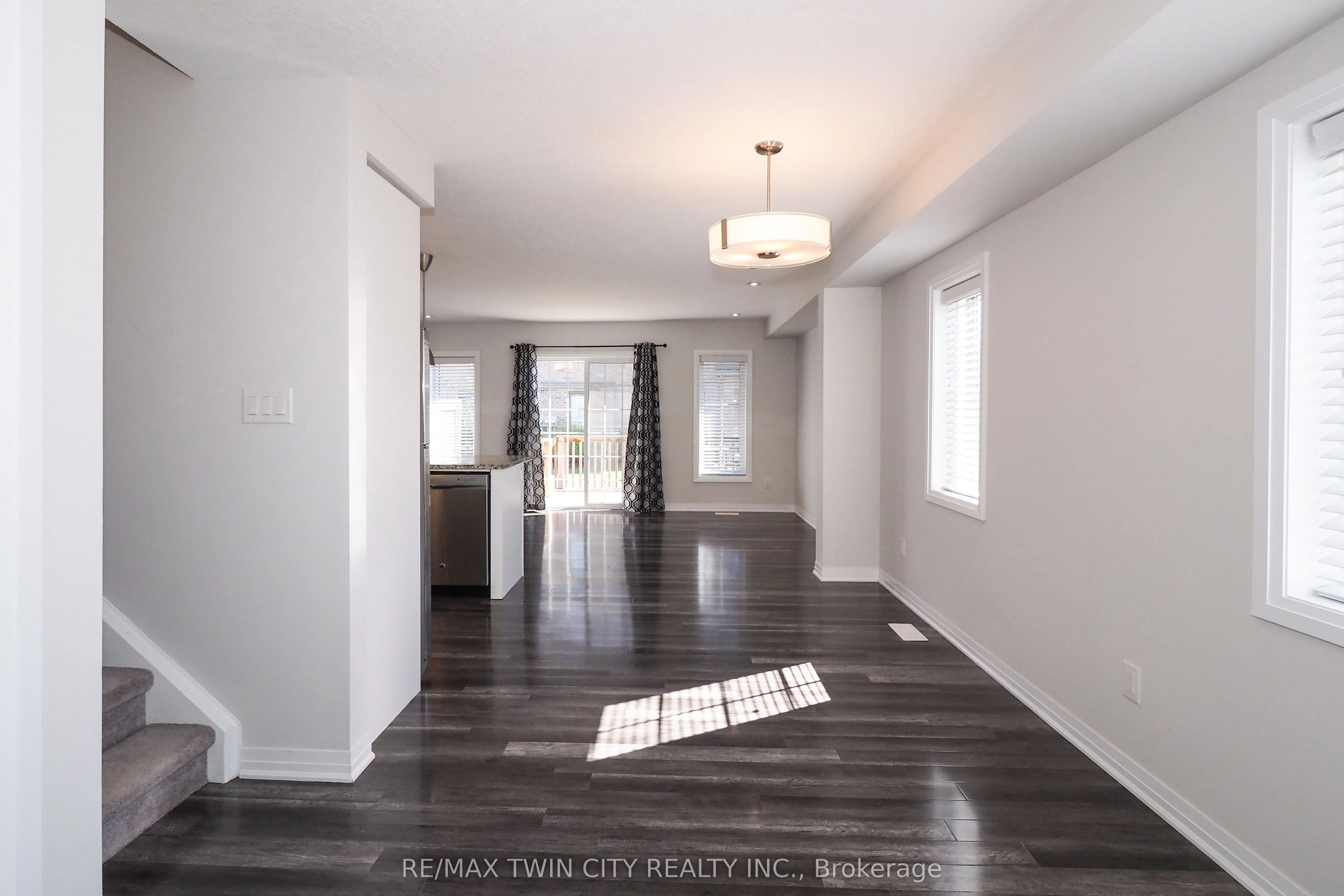 181 South Creek Drive, #11