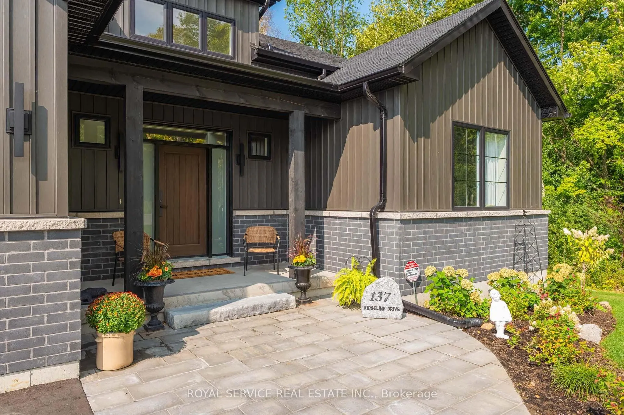 137 Ridgeline Drive