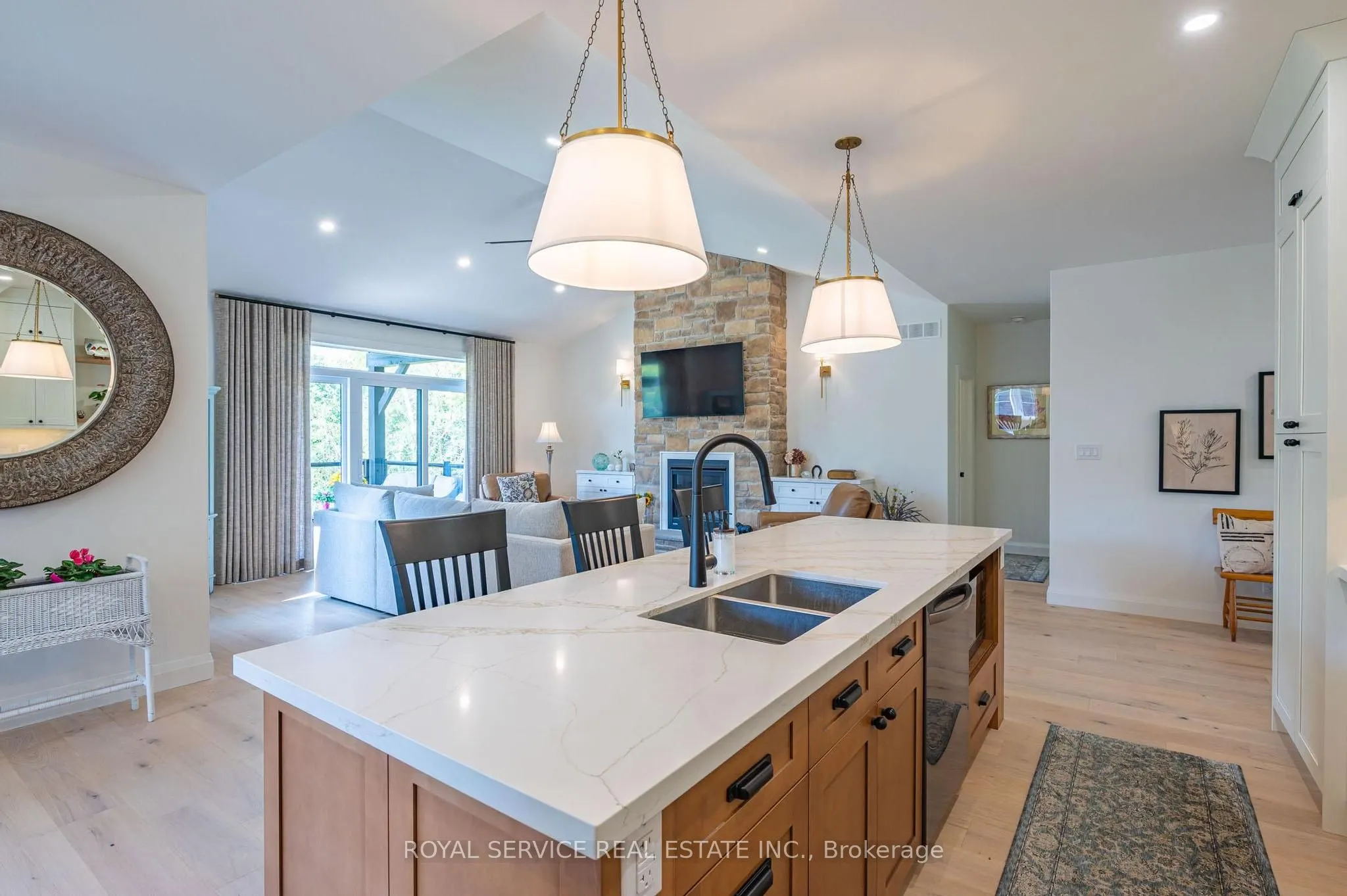 137 Ridgeline Drive