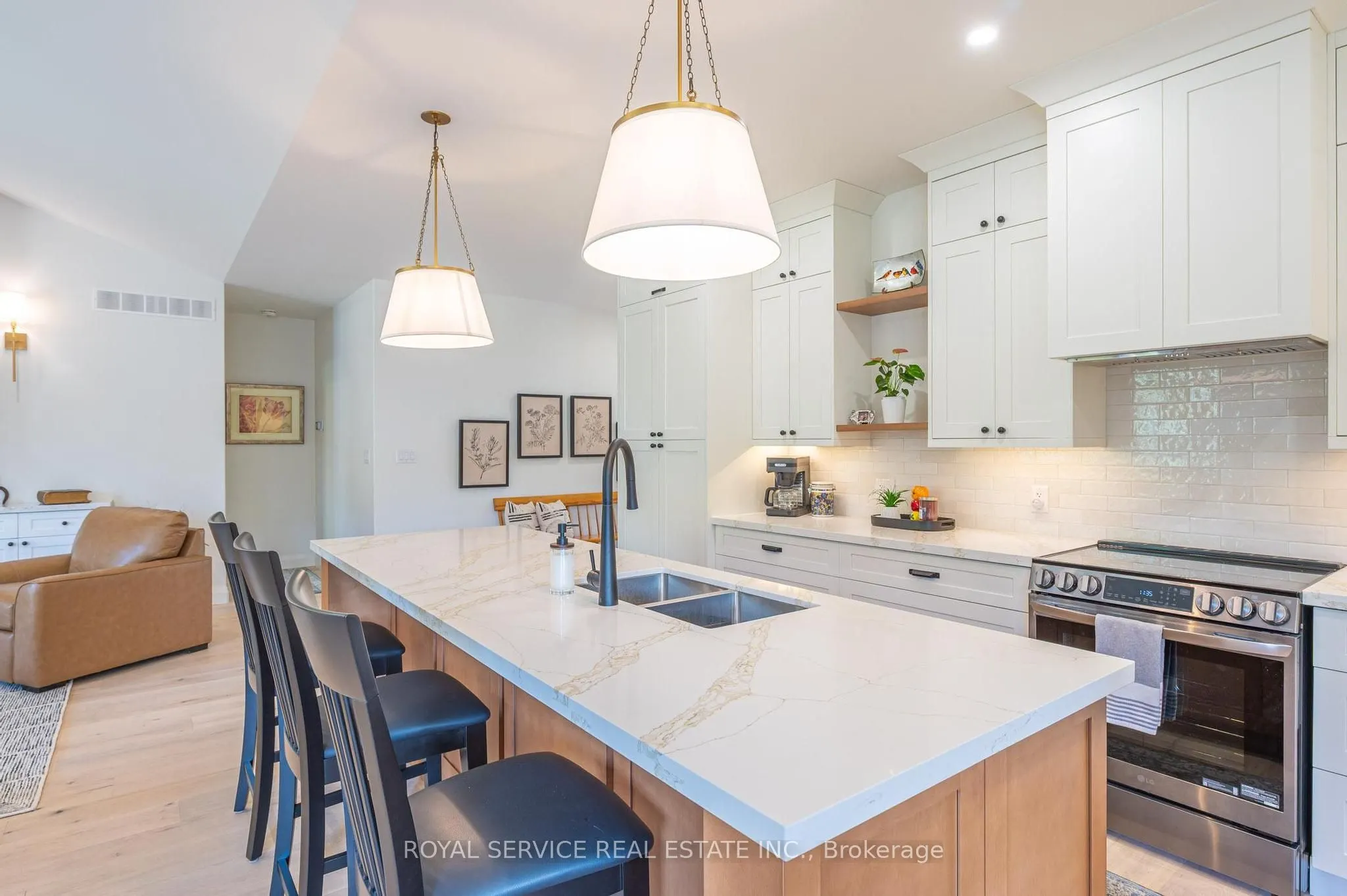 137 Ridgeline Drive