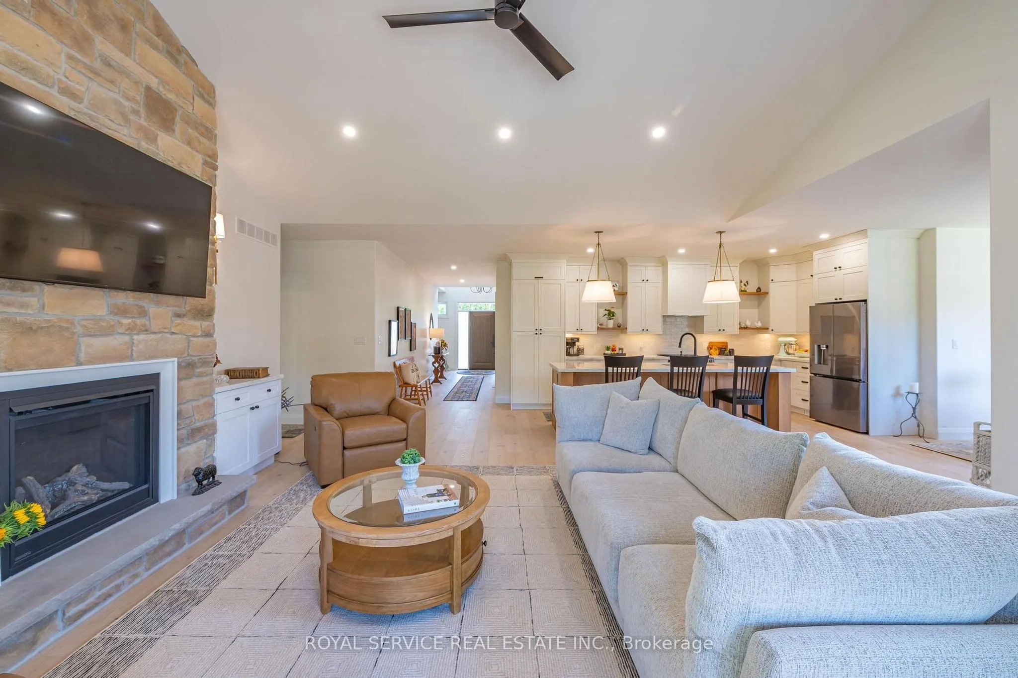137 Ridgeline Drive