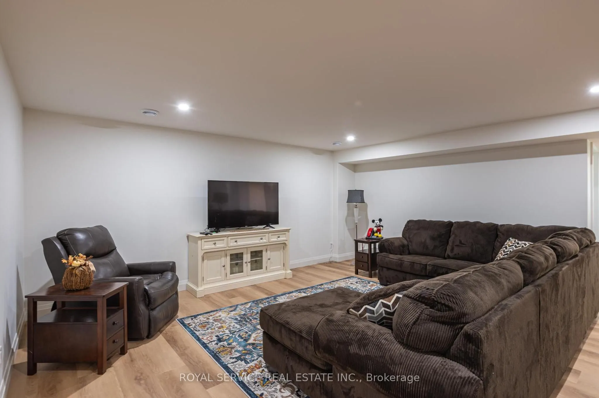 137 Ridgeline Drive