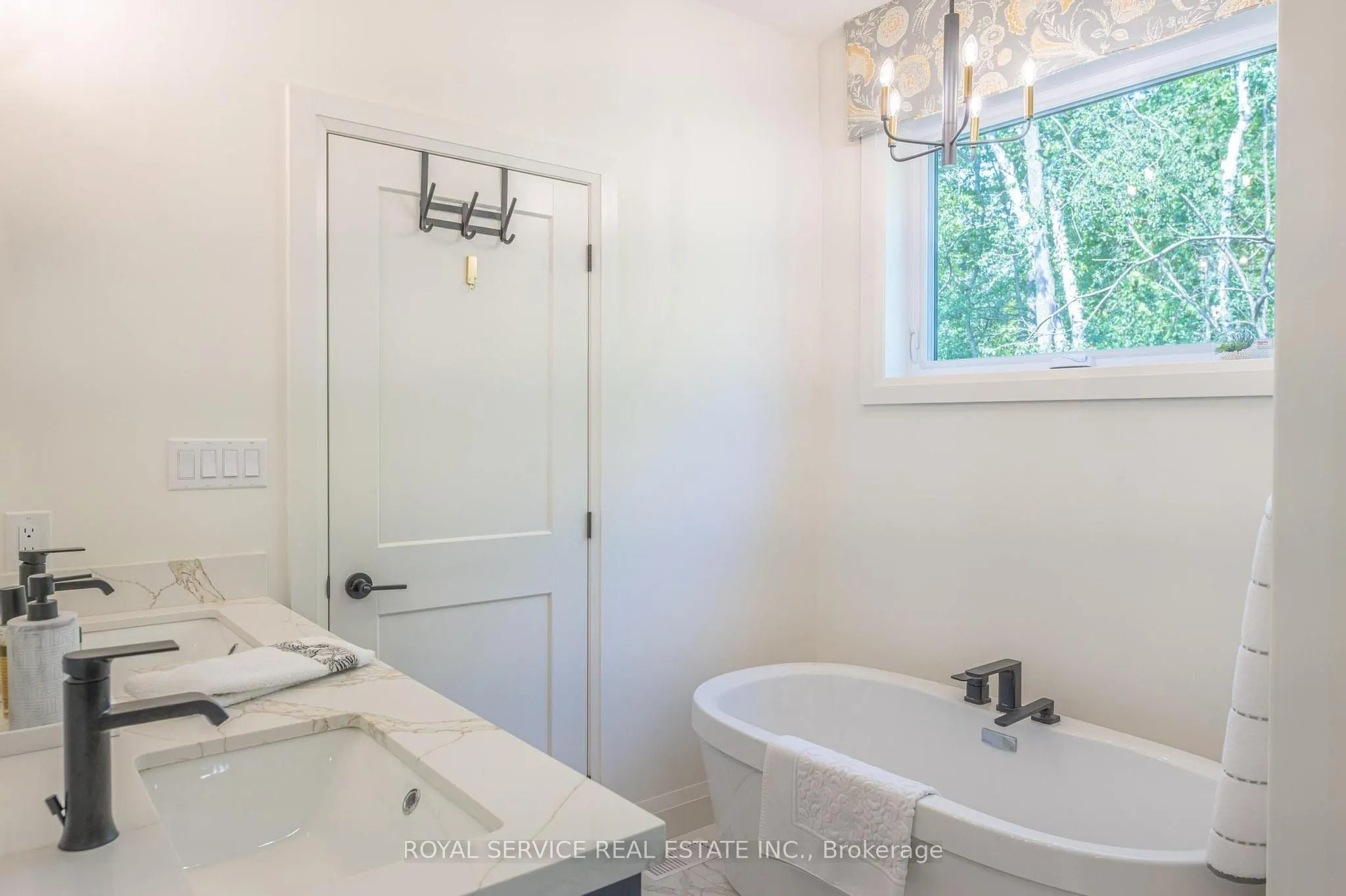 137 Ridgeline Drive