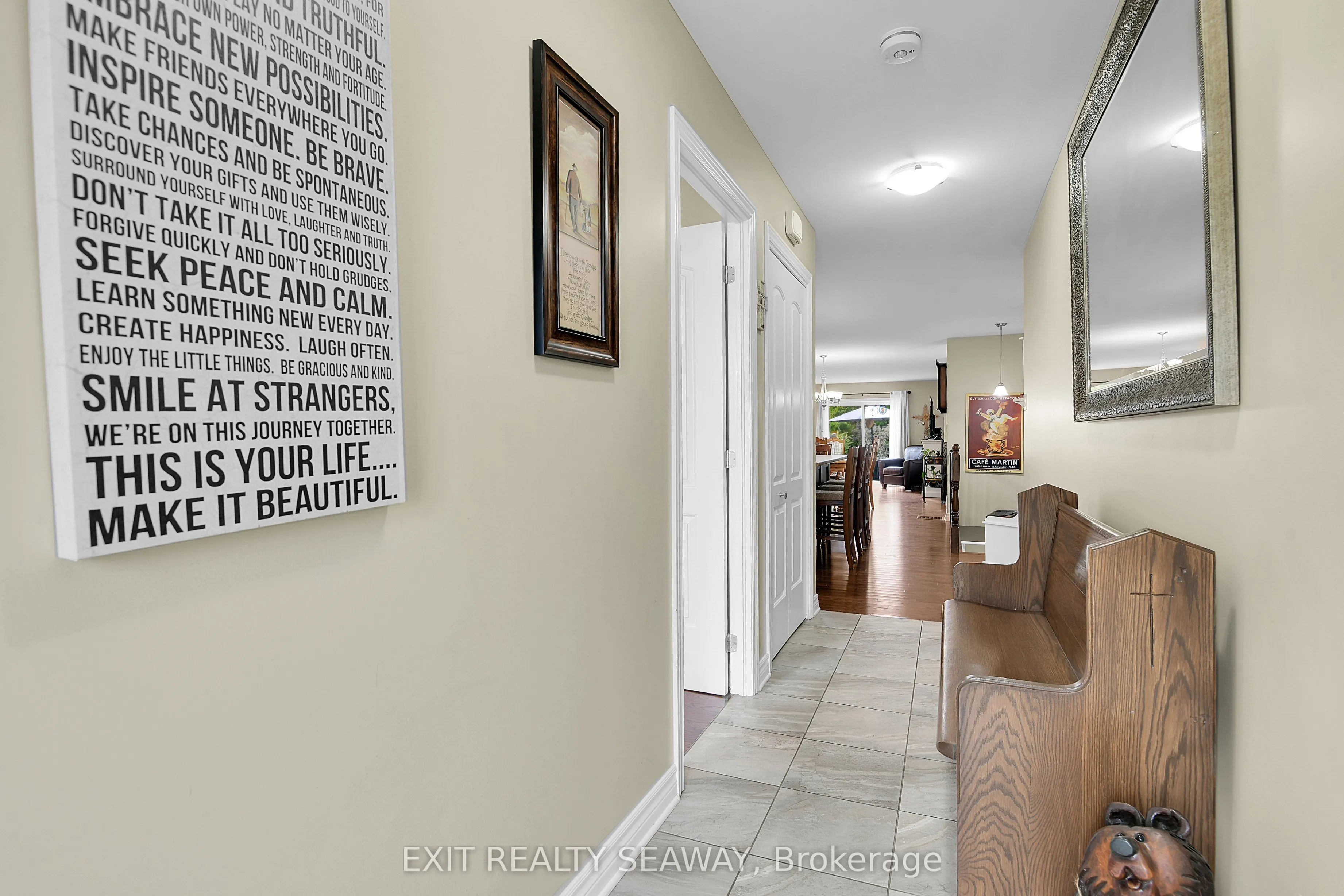 3108 Mauricy Crescent