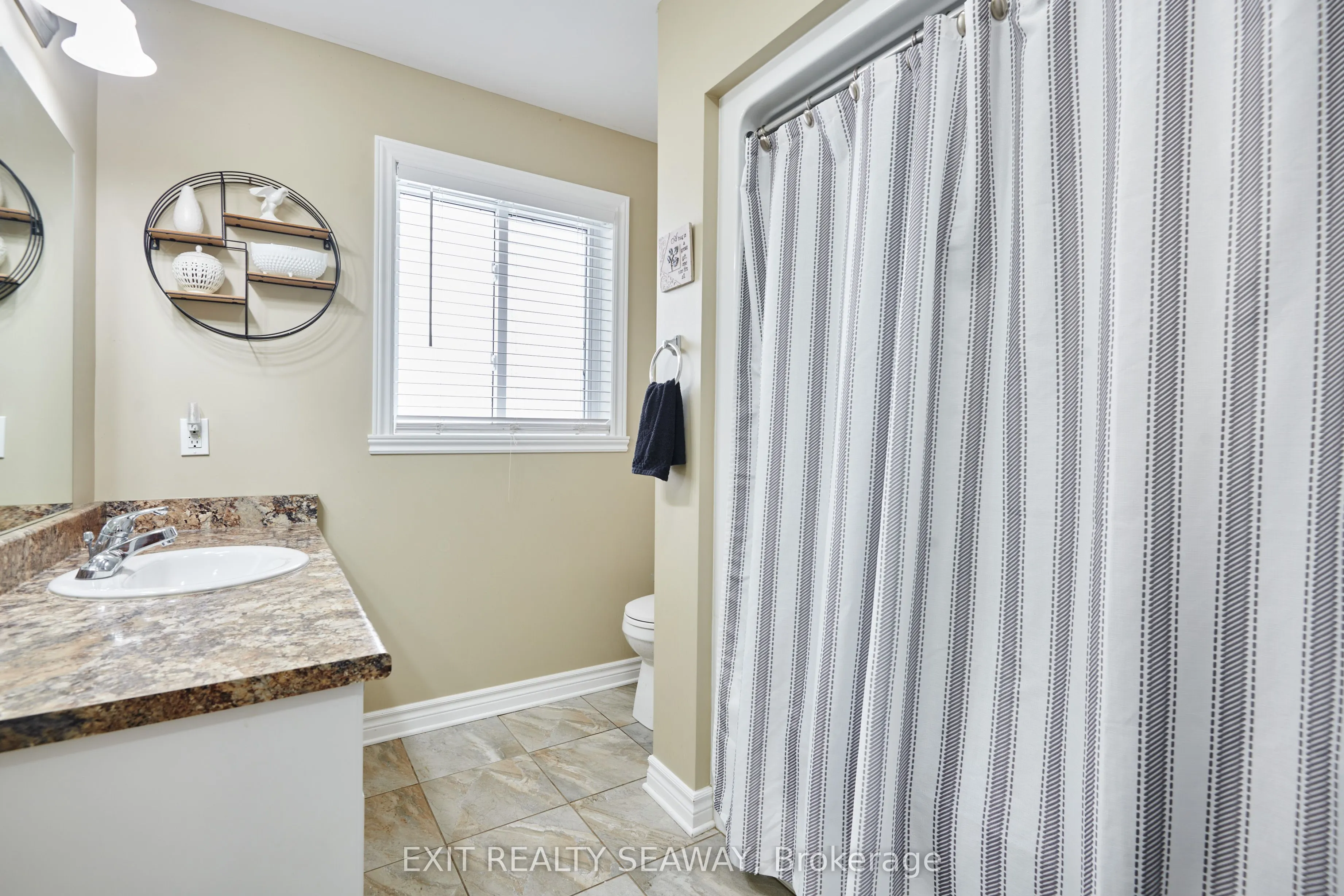 3108 Mauricy Crescent